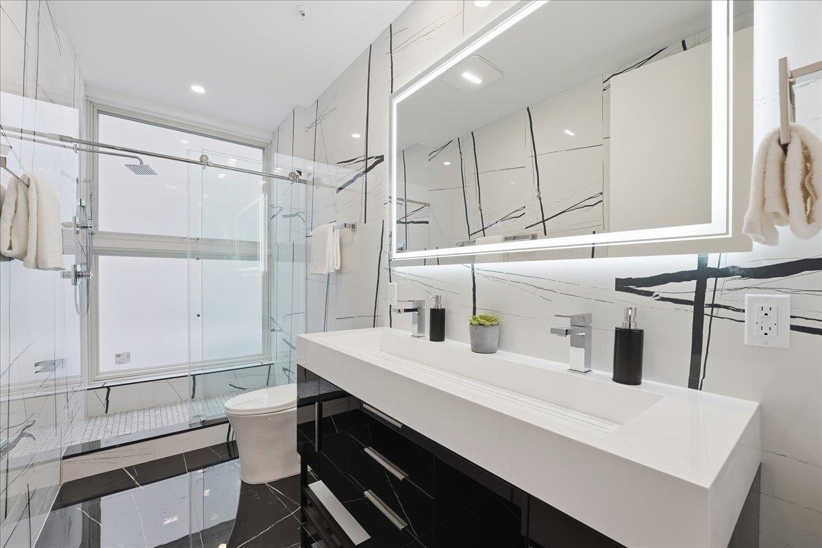 134 NEW YORK AVE Unit: #201