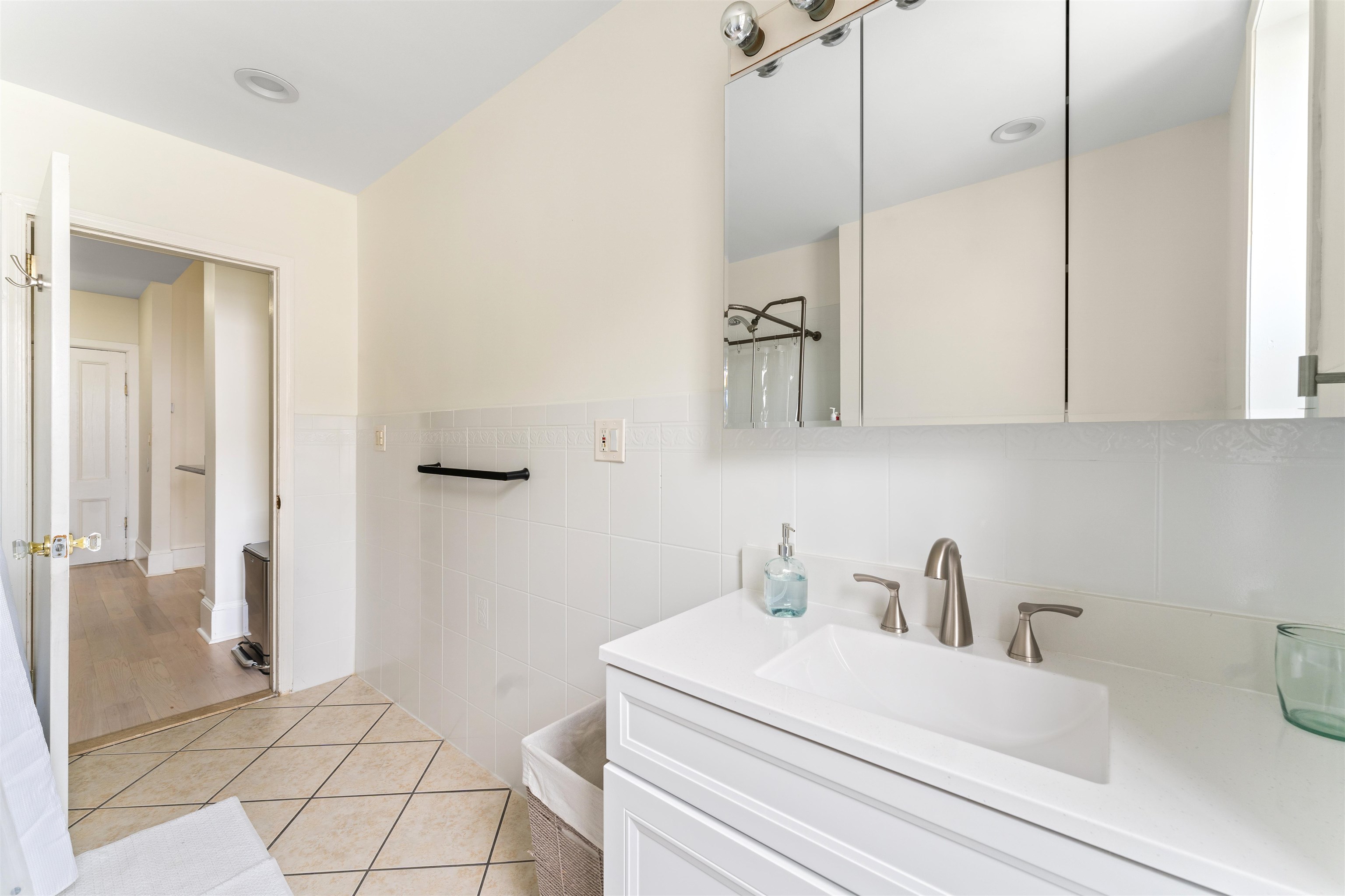 2502 PALISADE AVE Unit: #2