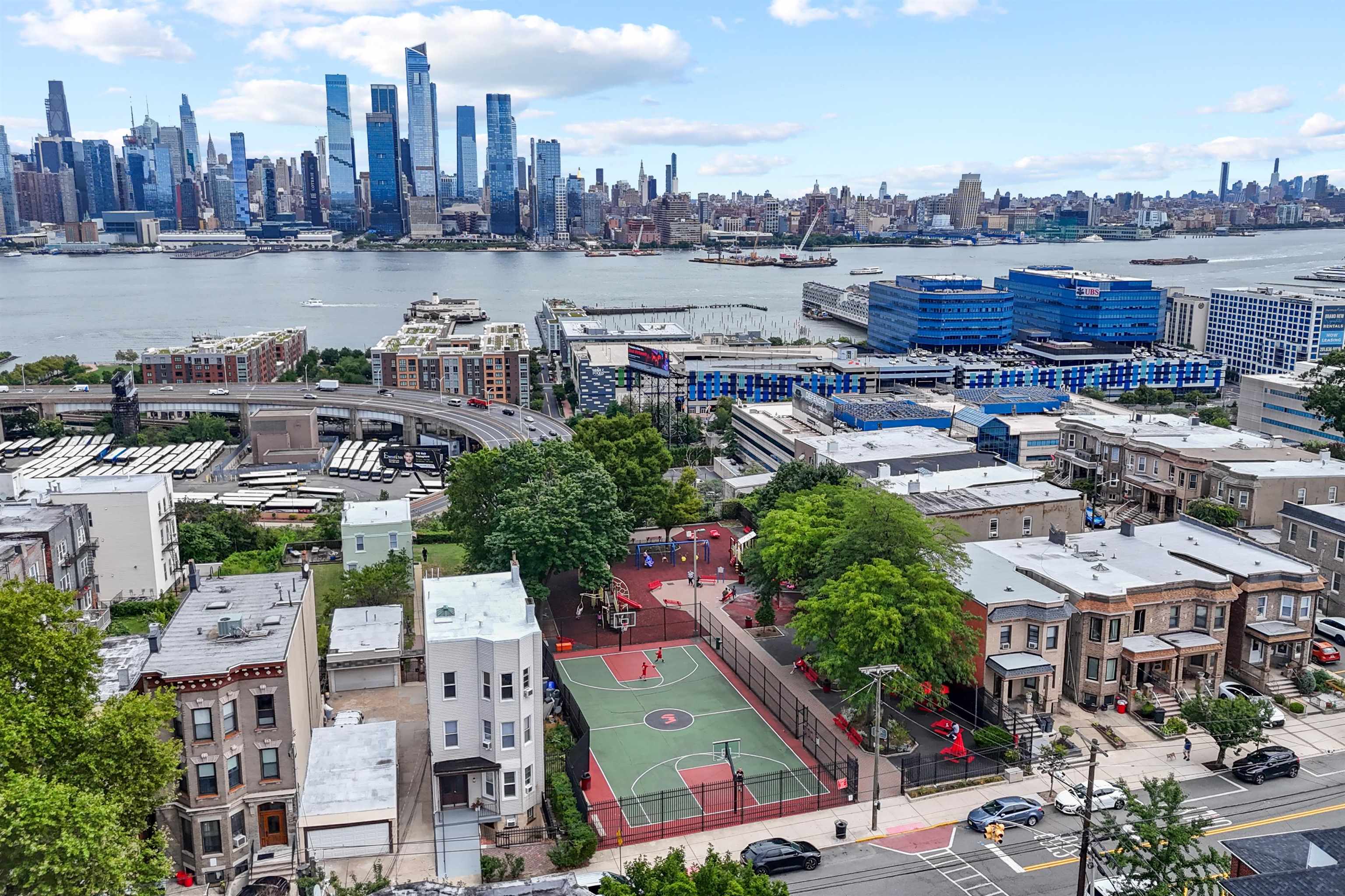 2502 PALISADE AVE Unit: #2