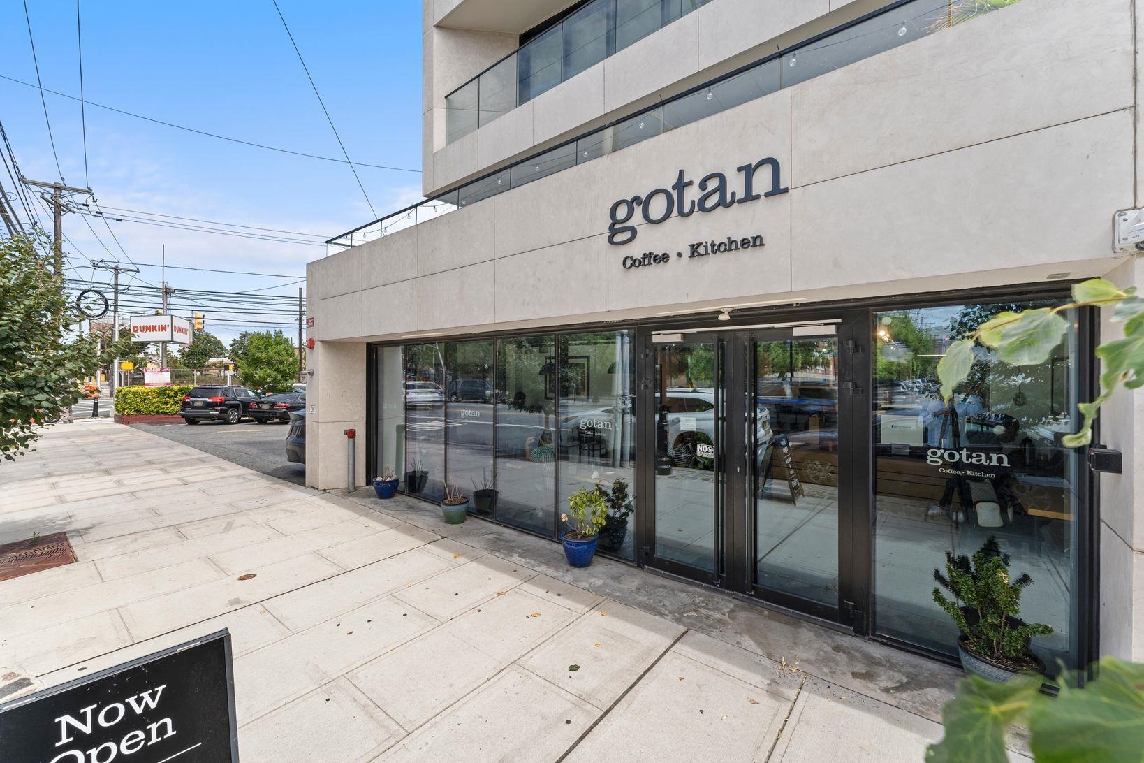 2502 PALISADE AVE Unit: #2