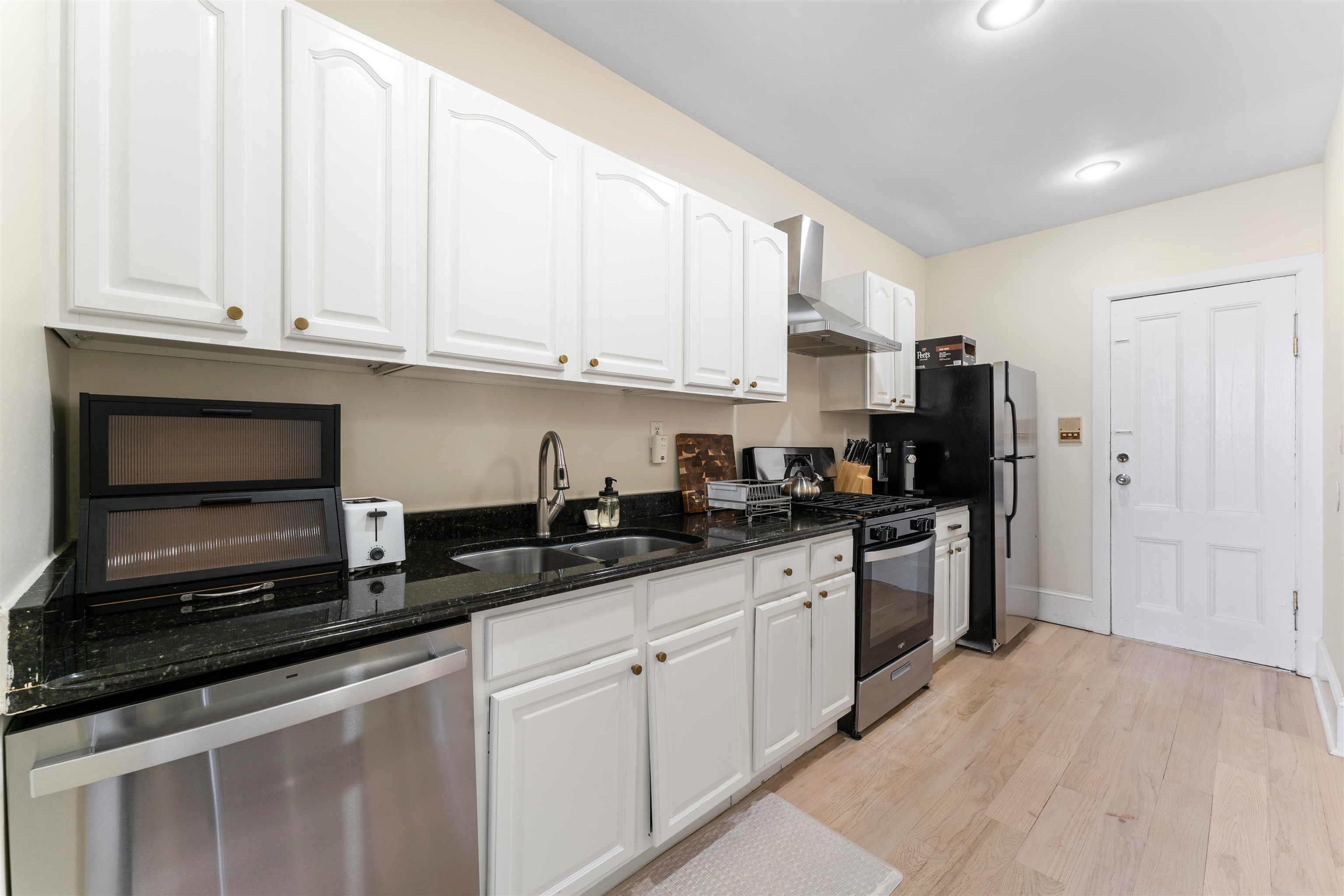 2502 PALISADE AVE Unit: #2