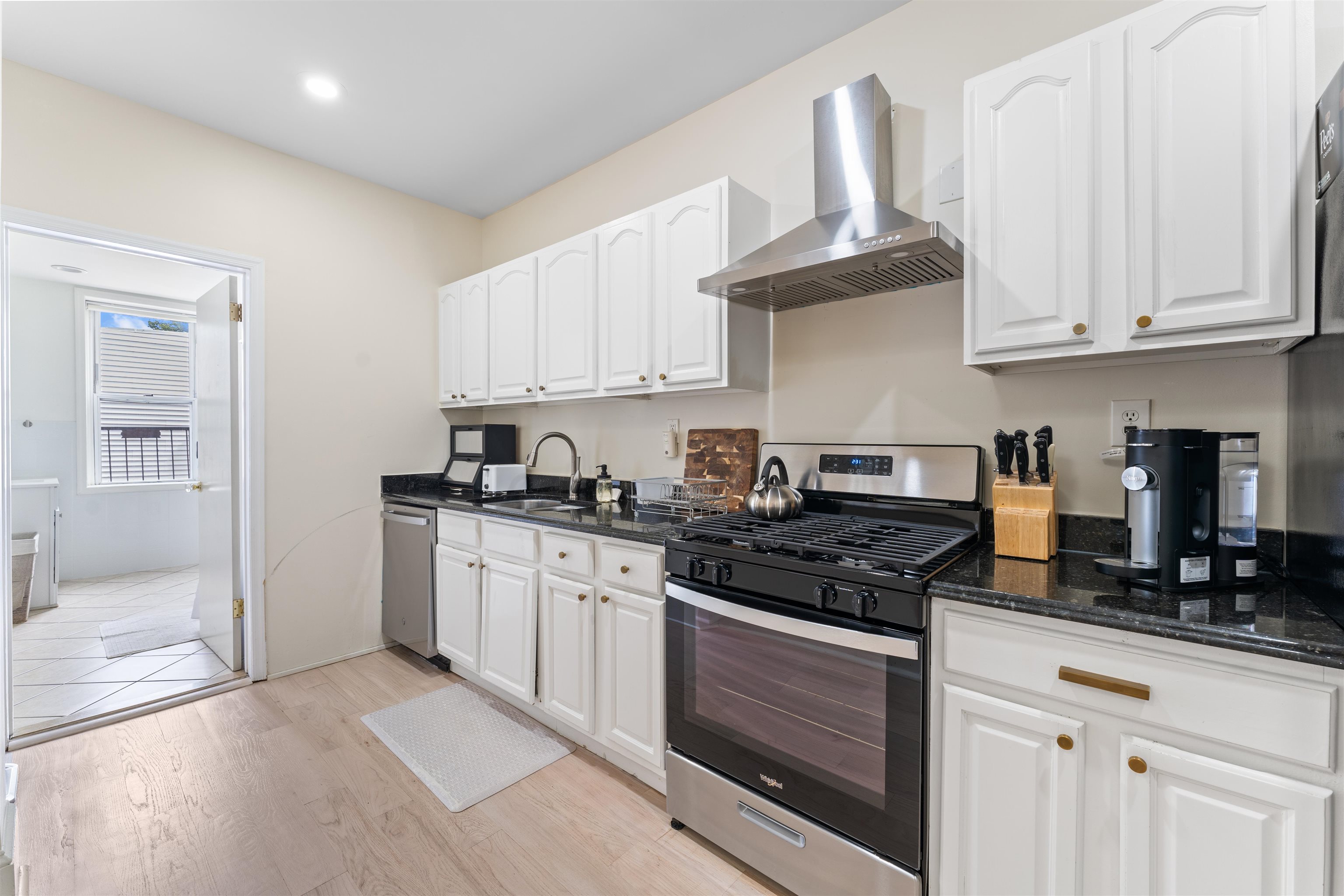 2502 PALISADE AVE Unit: #2