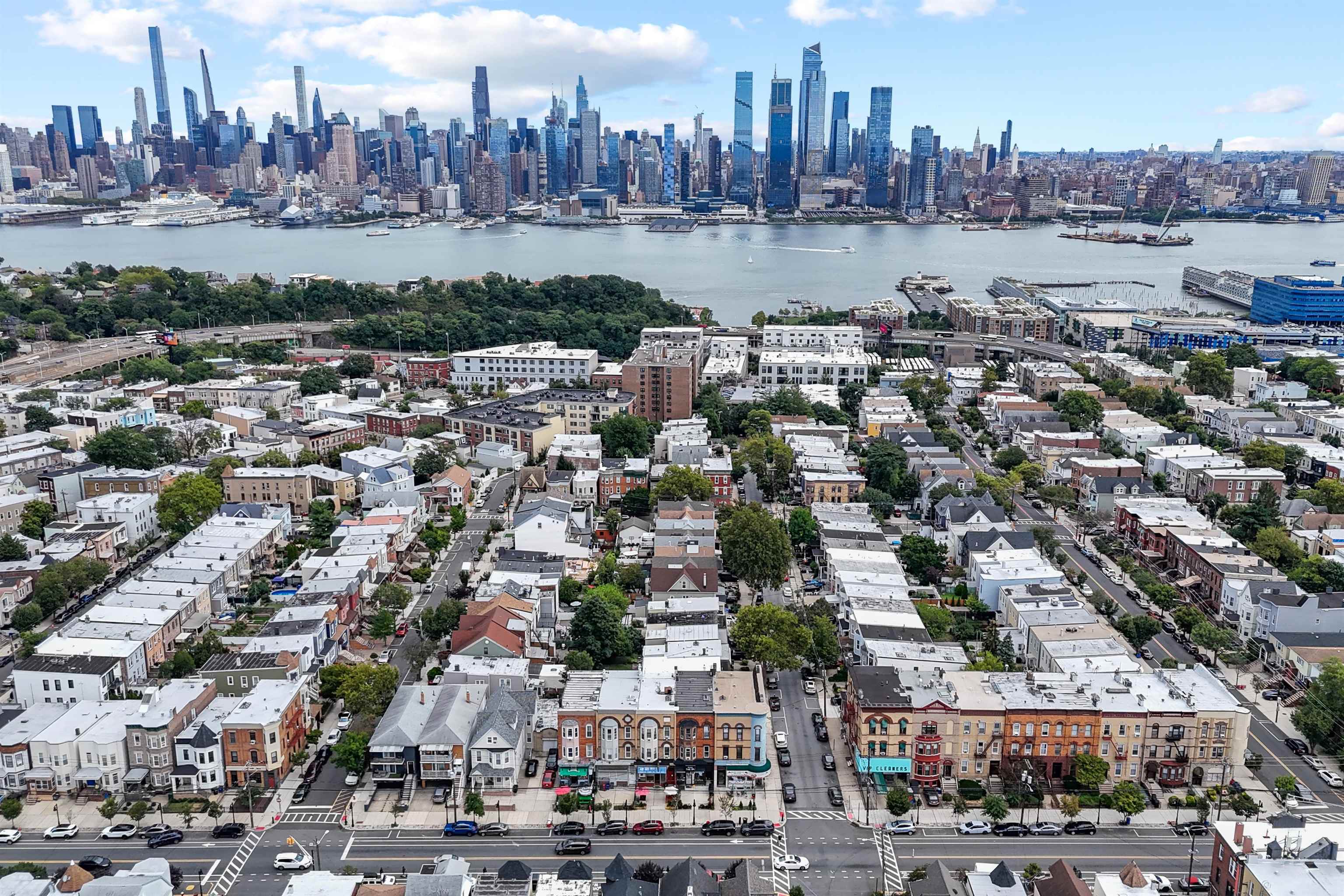 2502 PALISADE AVE Unit: #2