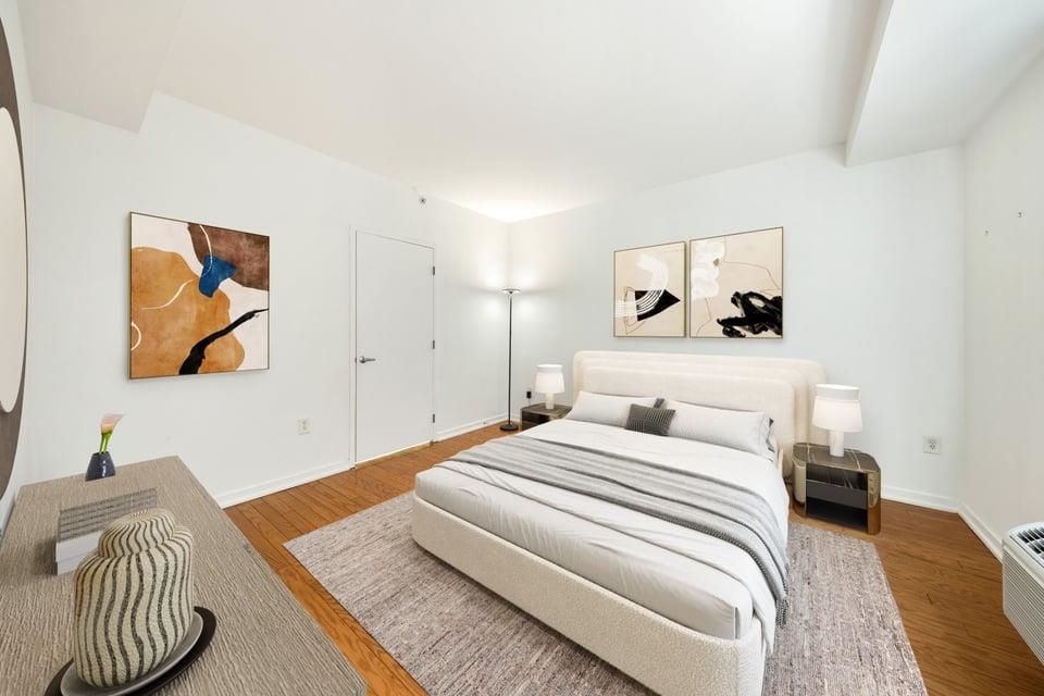 149 ESSEX ST Unit: 2H