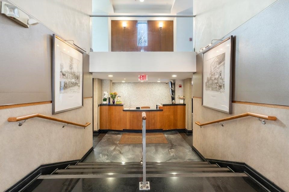 149 ESSEX ST Unit: 2H