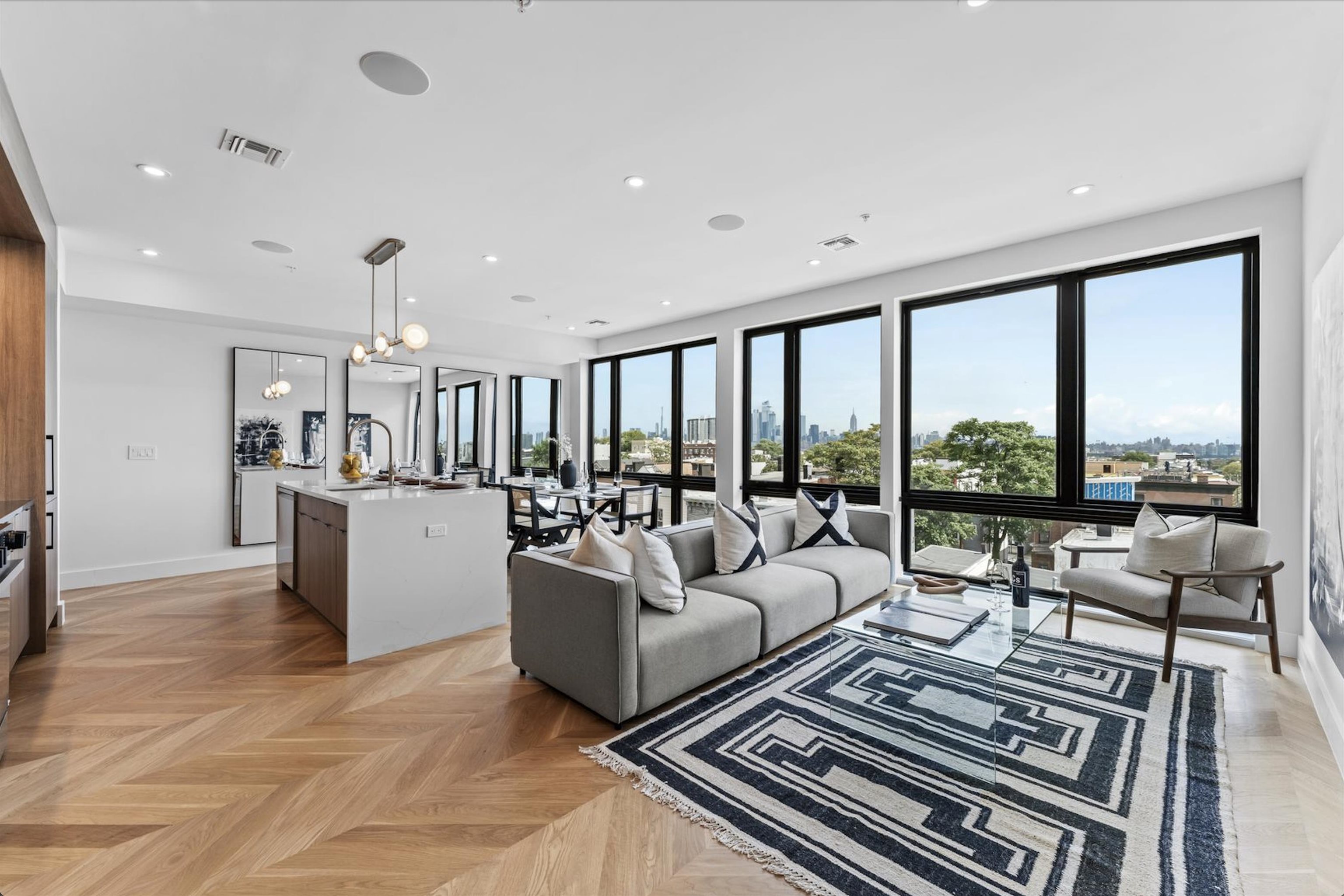 433 CENTRAL AVE Unit: Penthouse 5