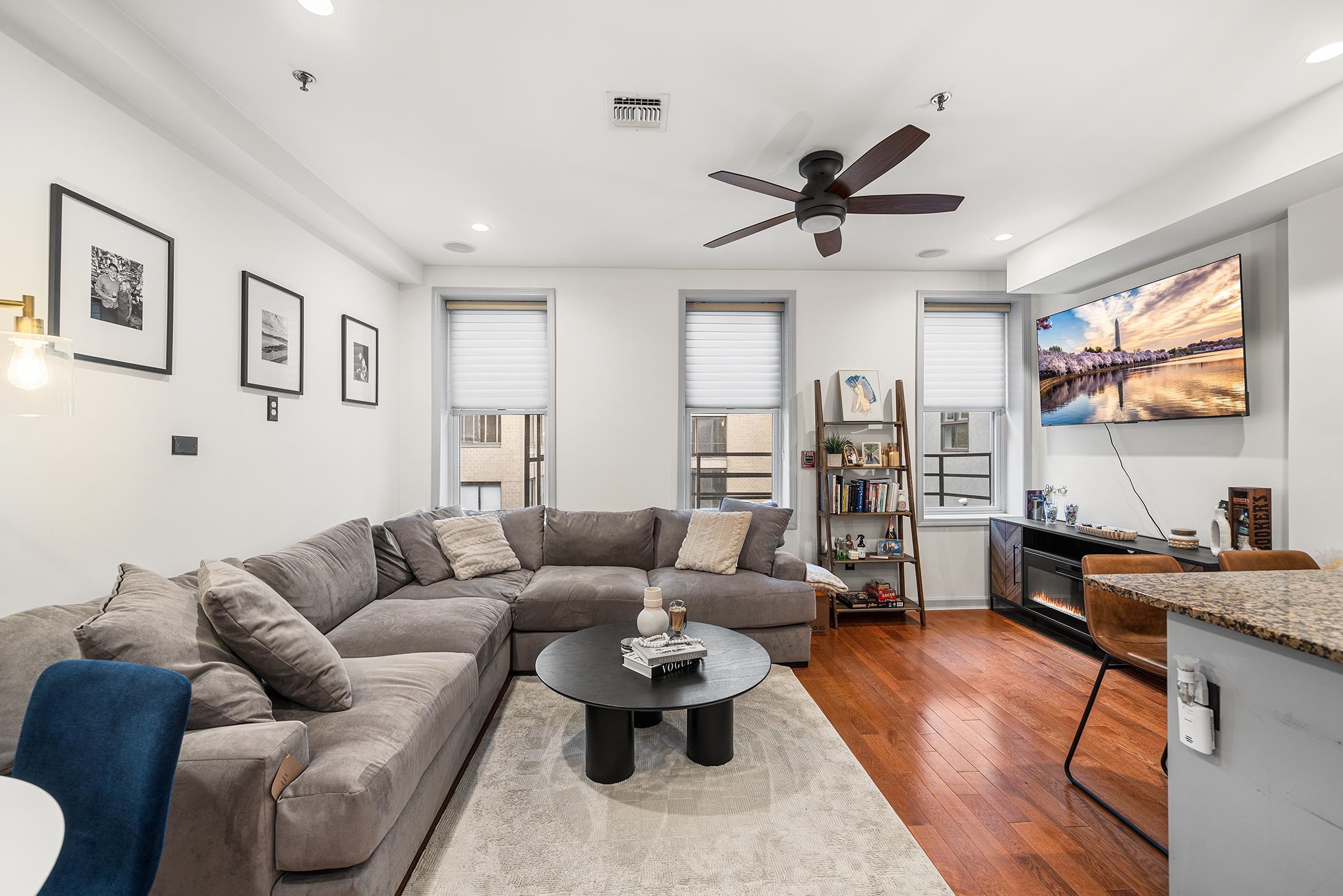 307 1ST ST Unit: 2
