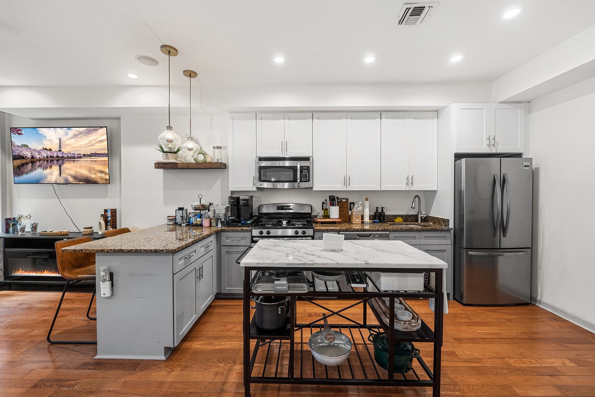 307 1ST ST Unit: 2