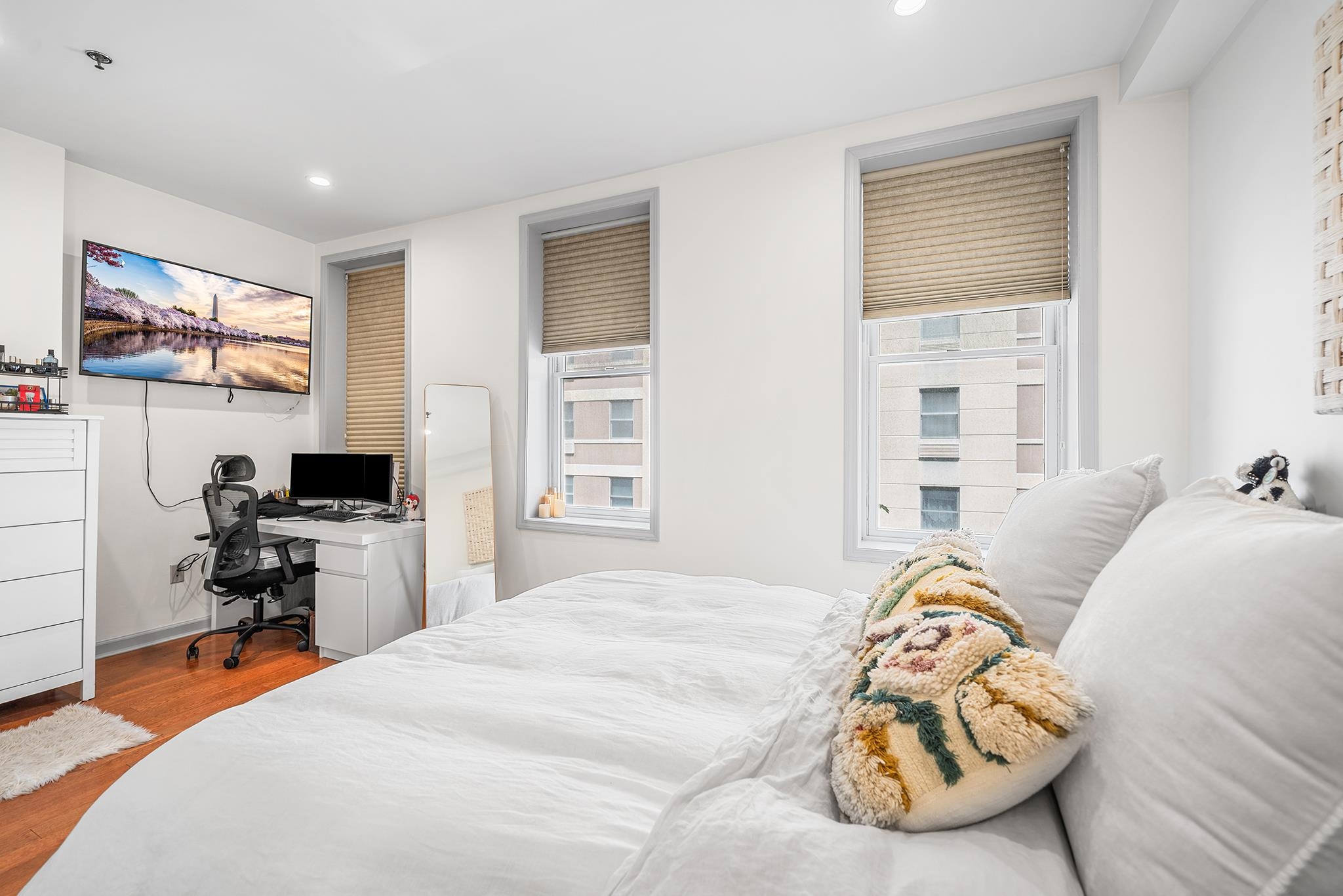 307 1ST ST Unit: 2