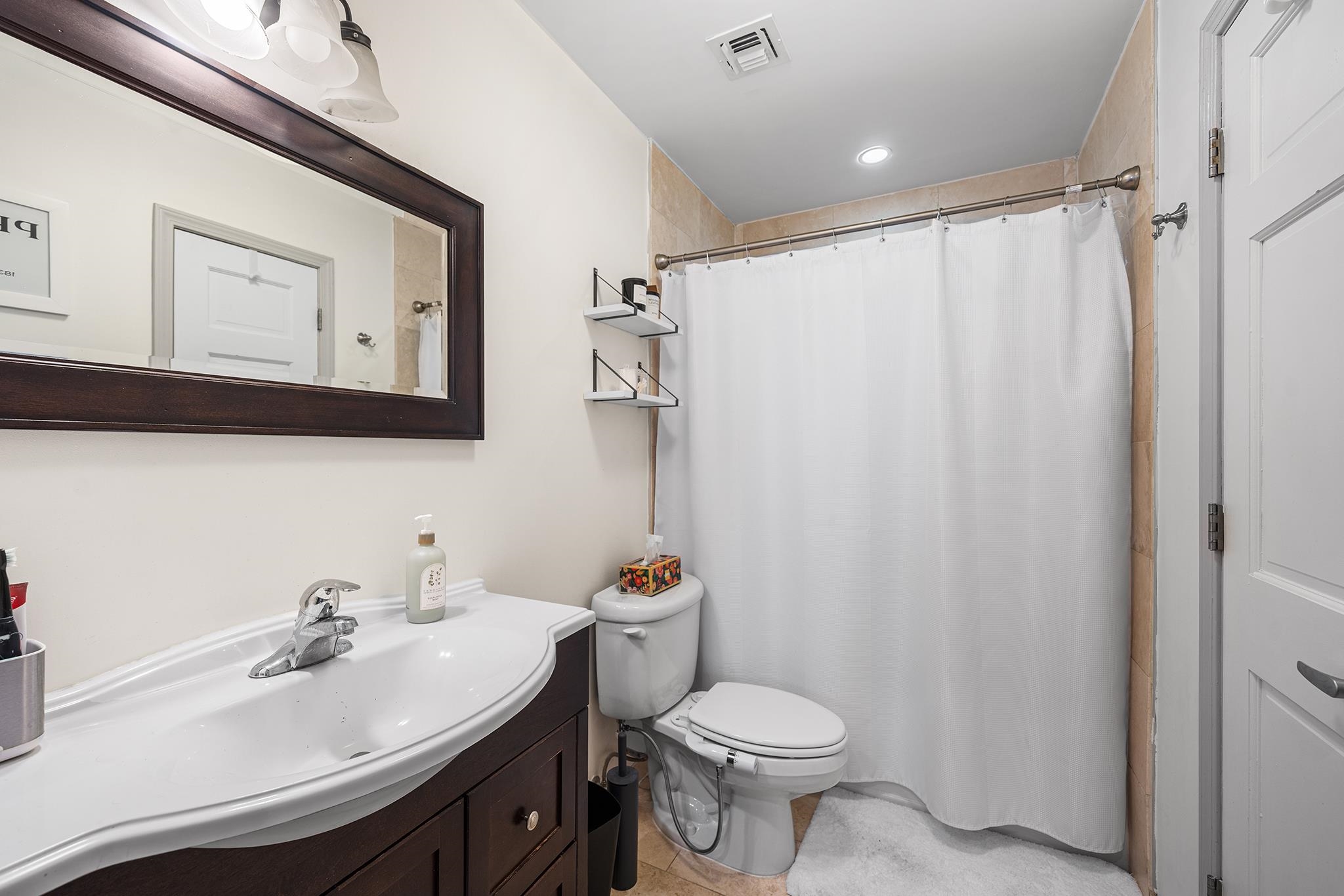 307 1ST ST Unit: 2