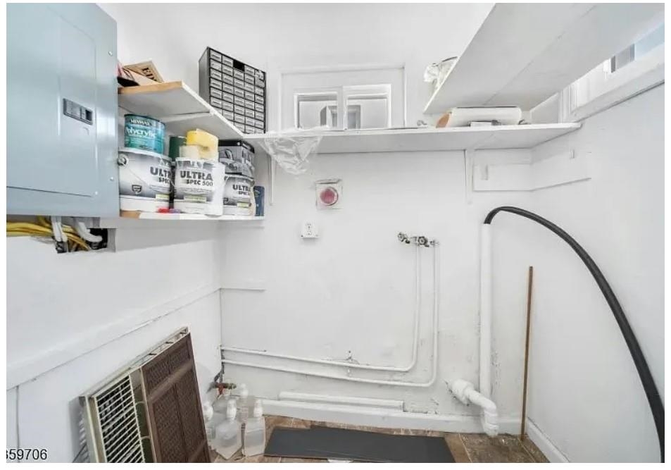 649 NEW JERSEY AVE Unit: 1