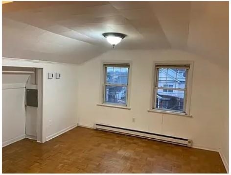 649 NEW JERSEY AVE Unit: 3