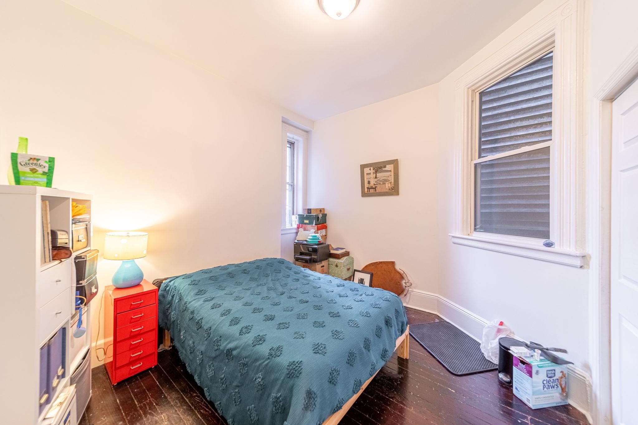 935 SUMMIT AVE Unit: 1