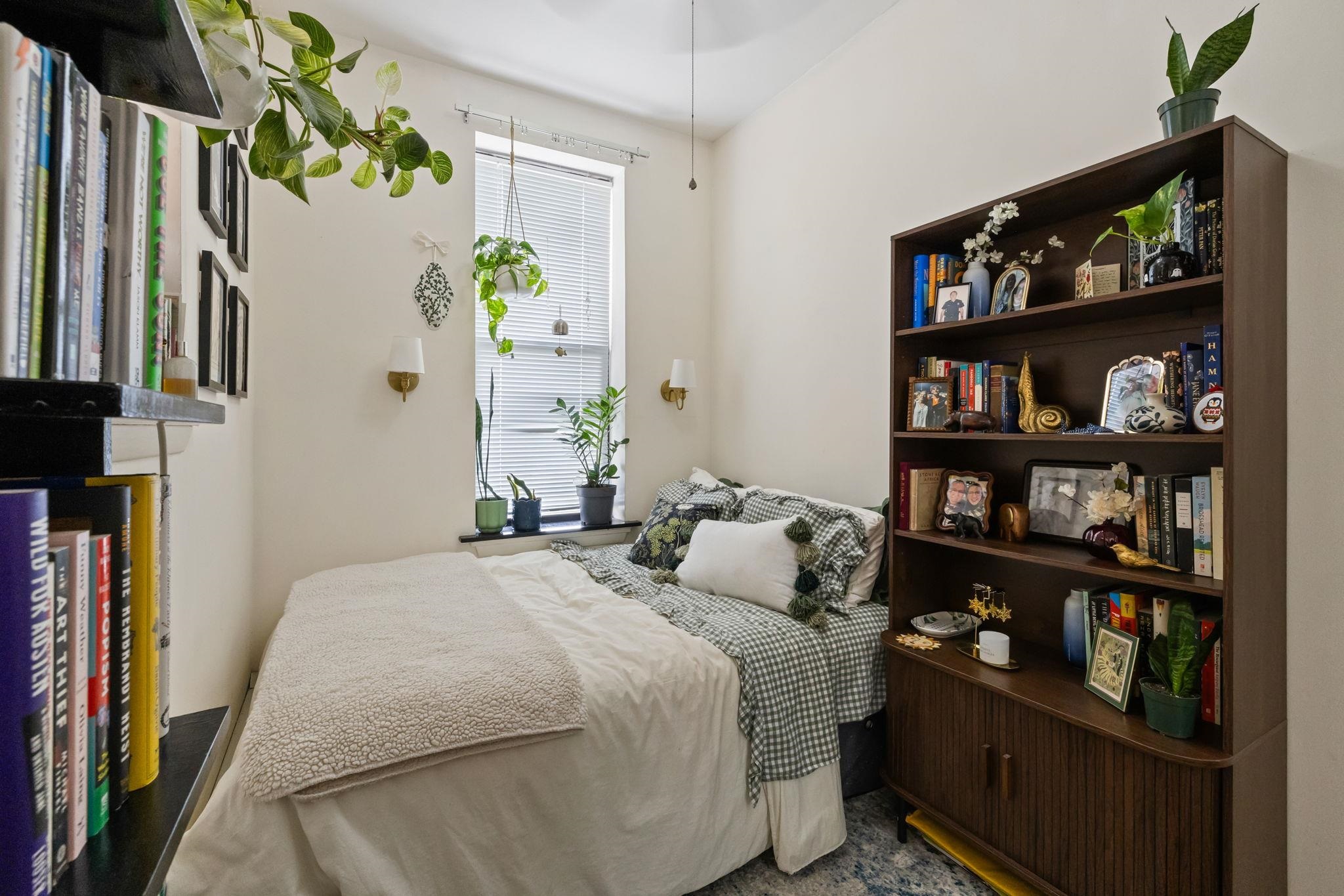 817 PARK AVE Unit: 3L/5