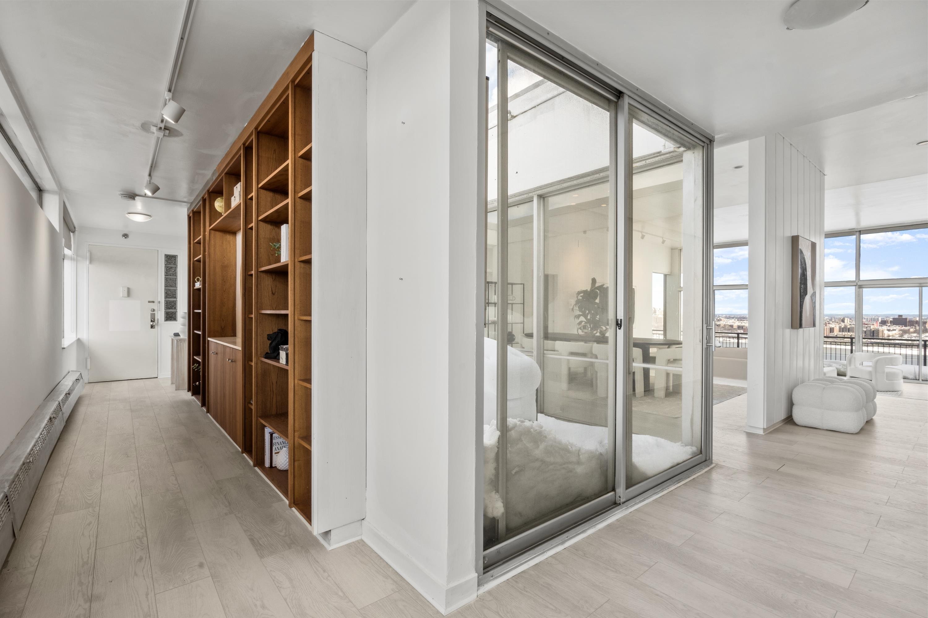 1 HORIZON RD Unit: PH1