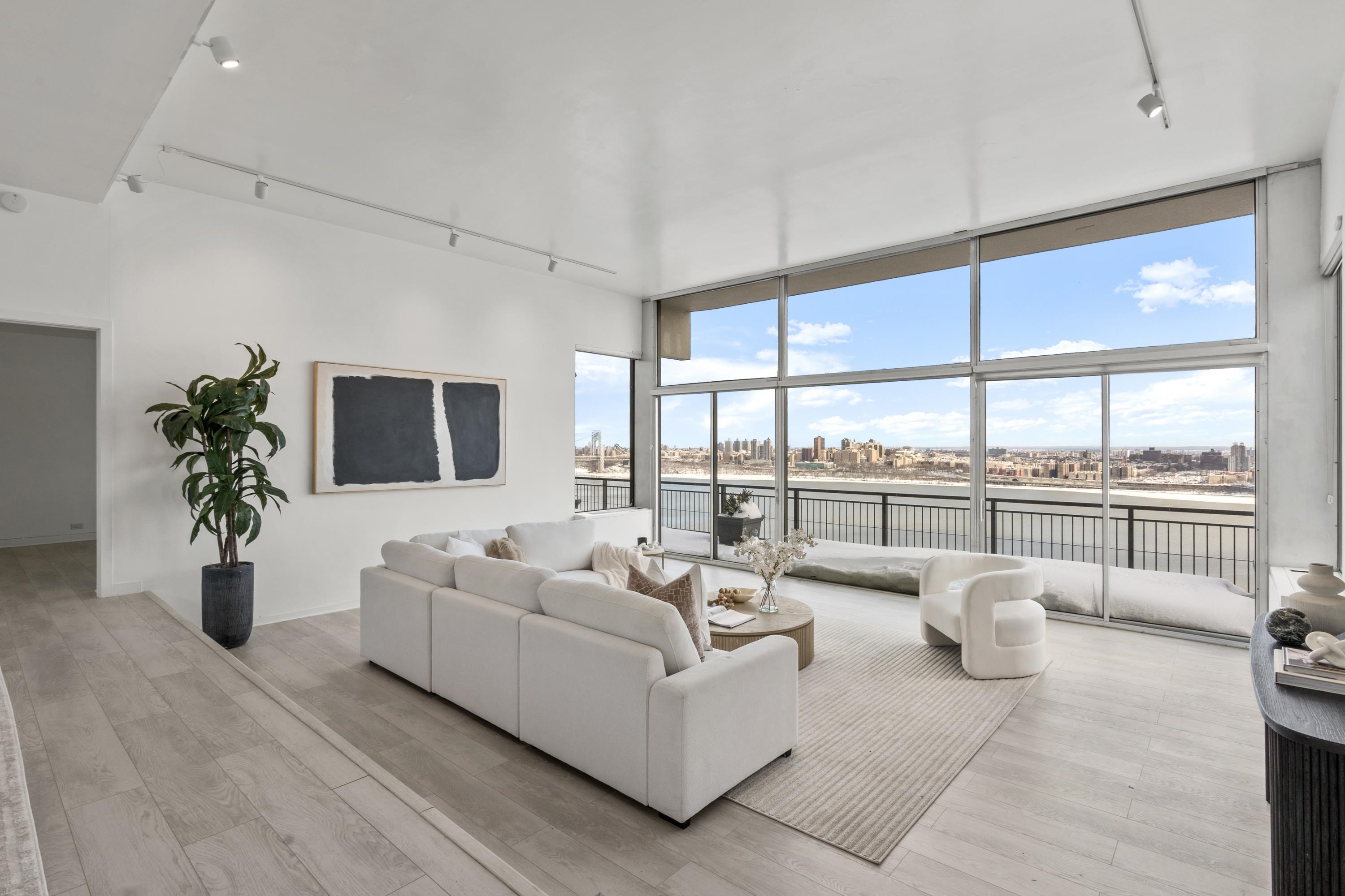 1 HORIZON RD Unit: PH1