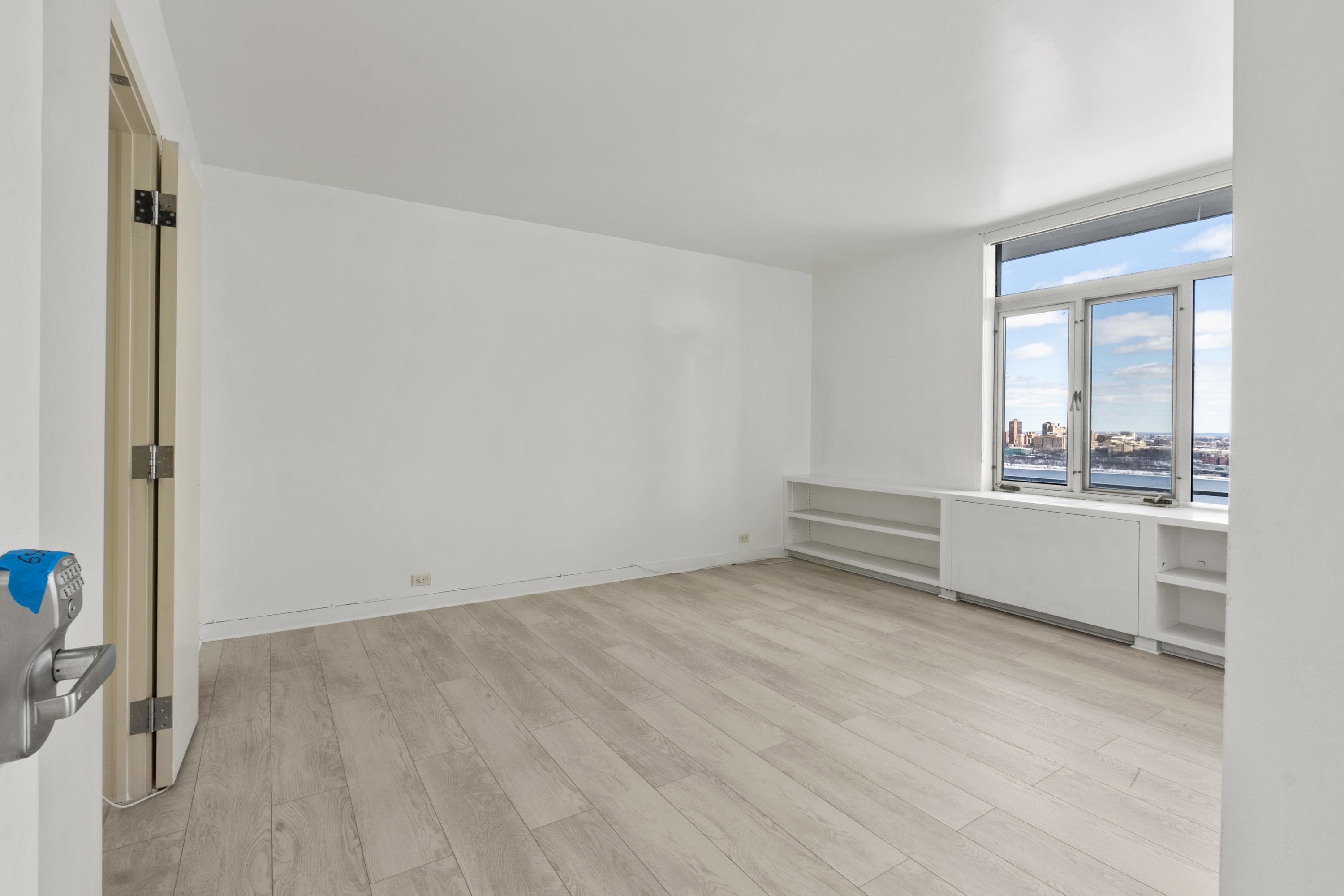 1 HORIZON RD Unit: PH1