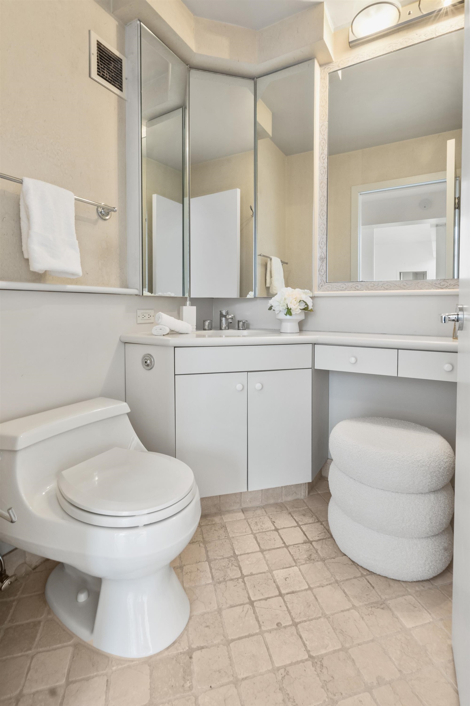 1 HORIZON RD Unit: PH1