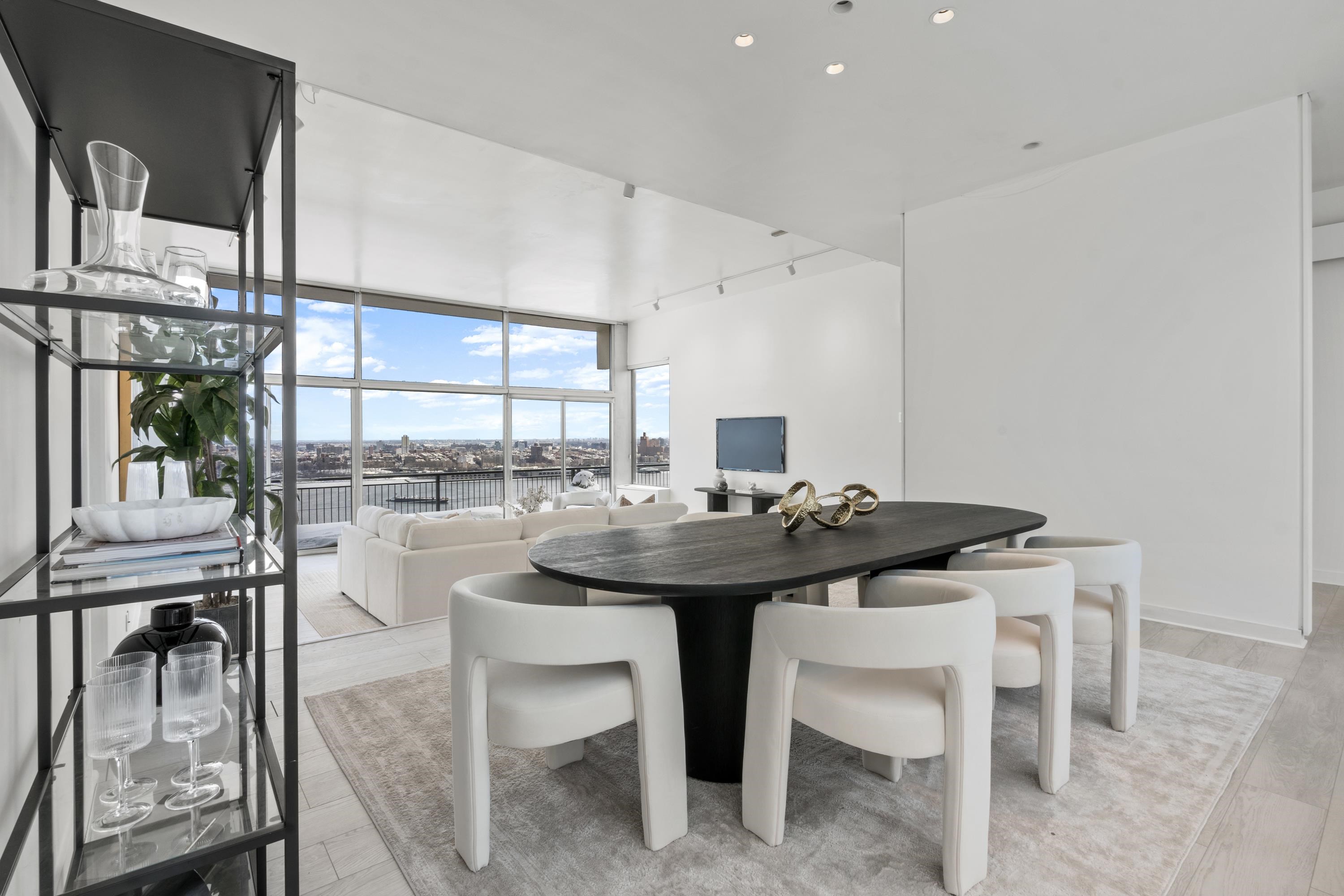 1 HORIZON RD Unit: PH1