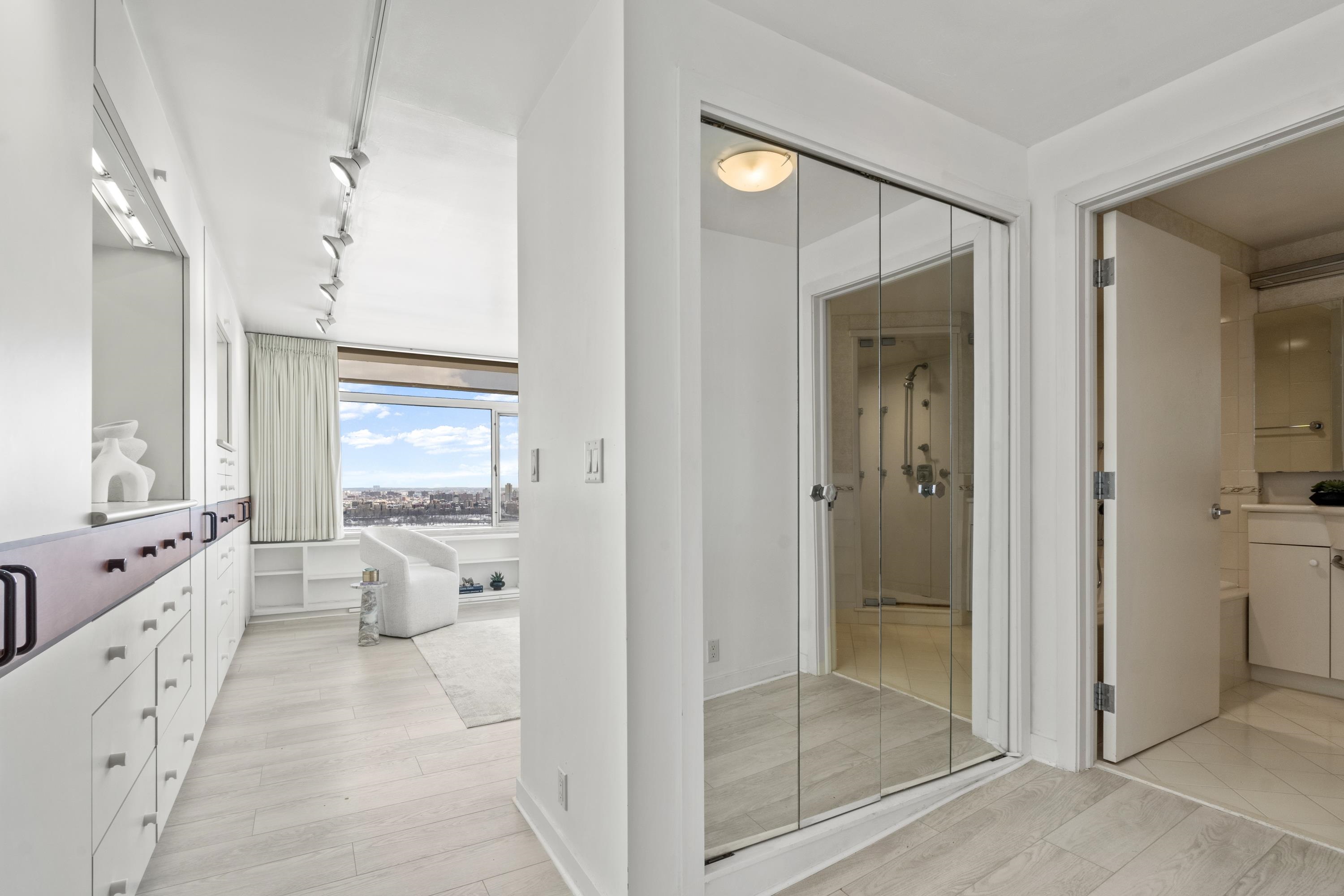 1 HORIZON RD Unit: PH1