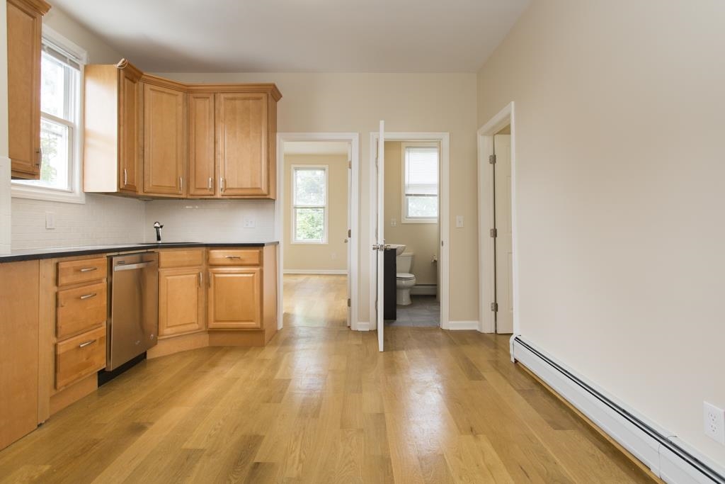36 WEST 19TH ST