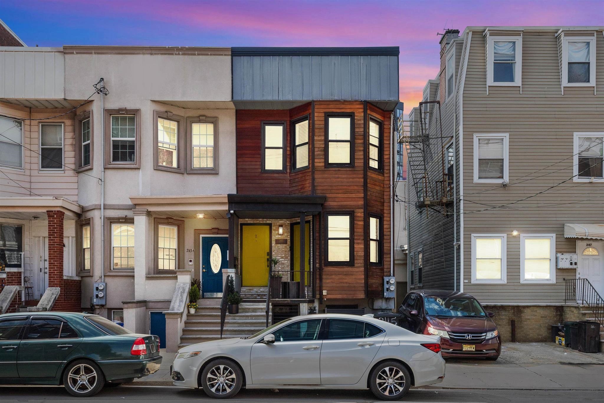 245 SUMMIT AVE