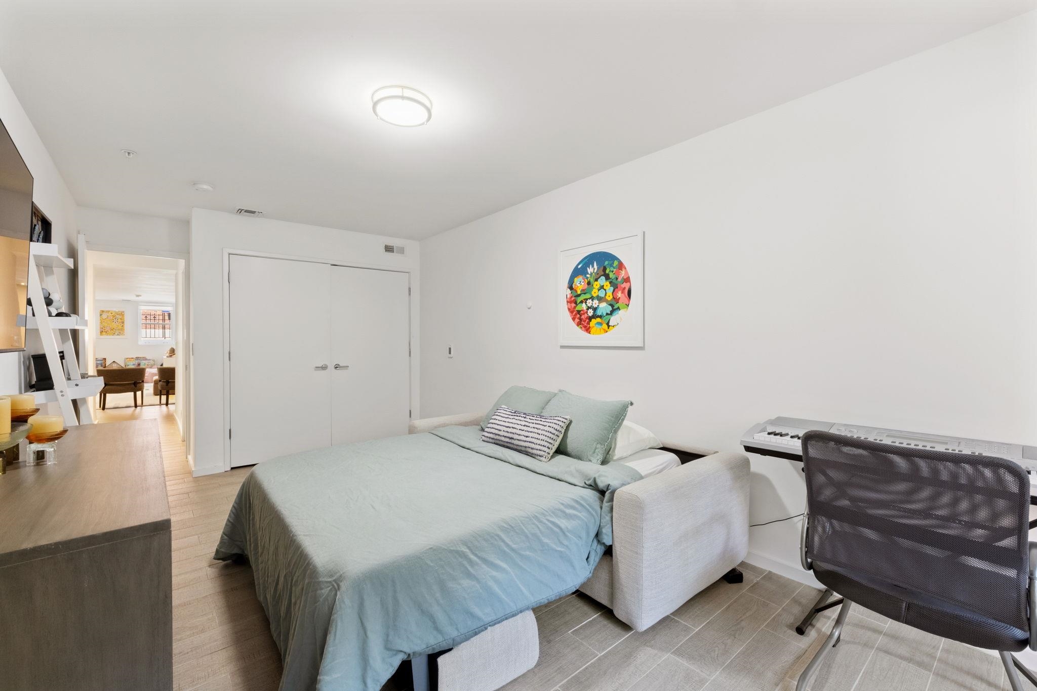 227 MONTGOMERY ST Unit: 1