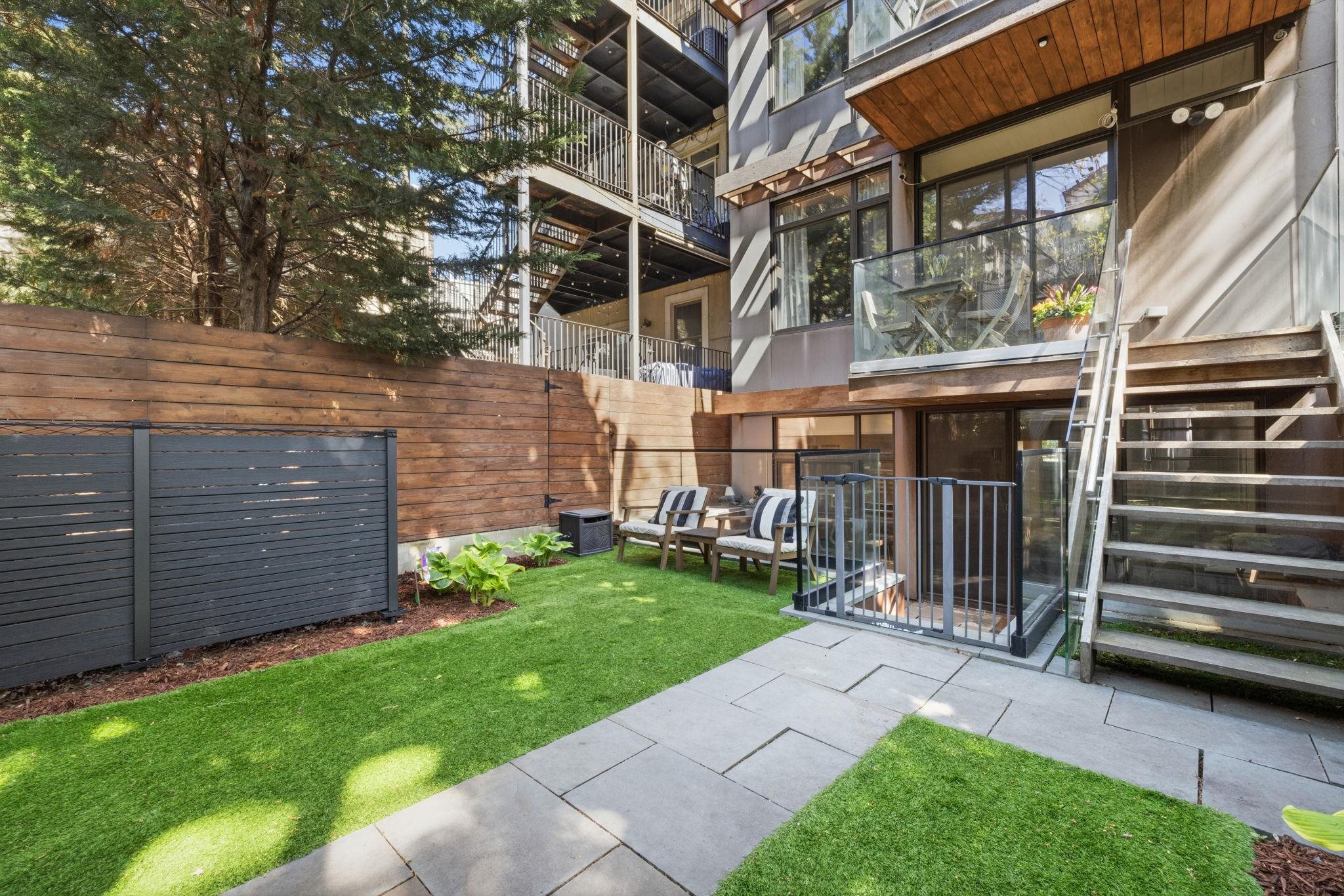 227 MONTGOMERY ST Unit: 1