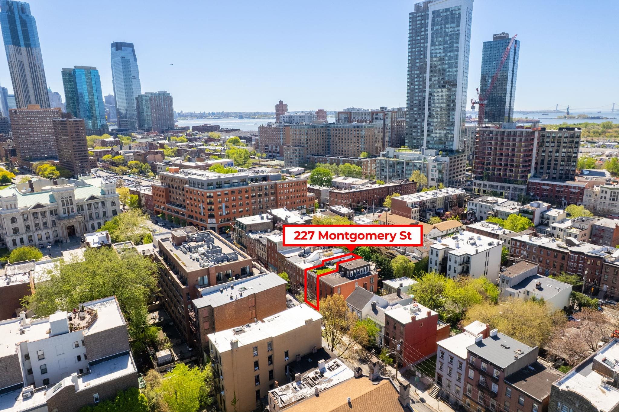 227 MONTGOMERY ST Unit: 1