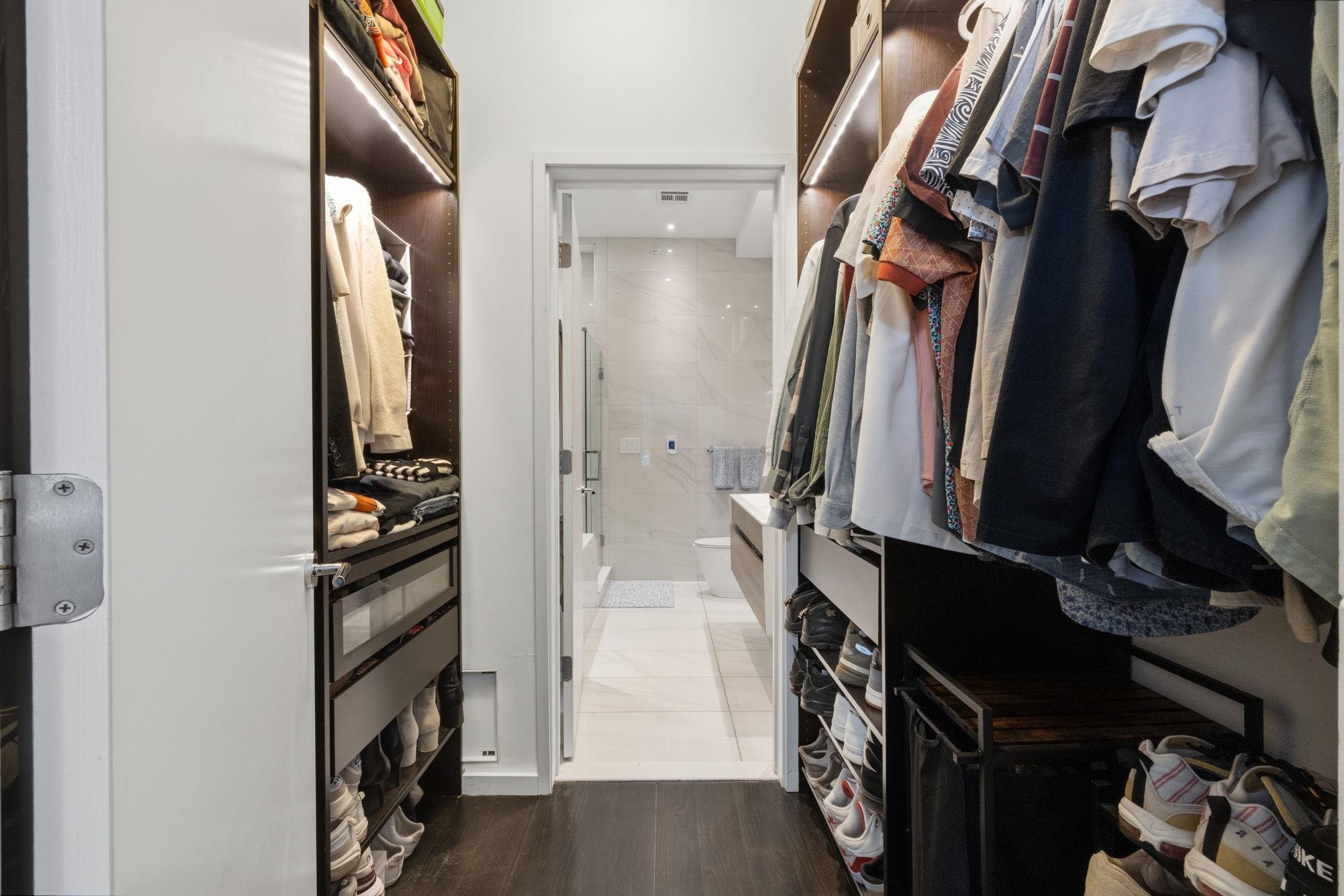 227 MONTGOMERY ST Unit: 1