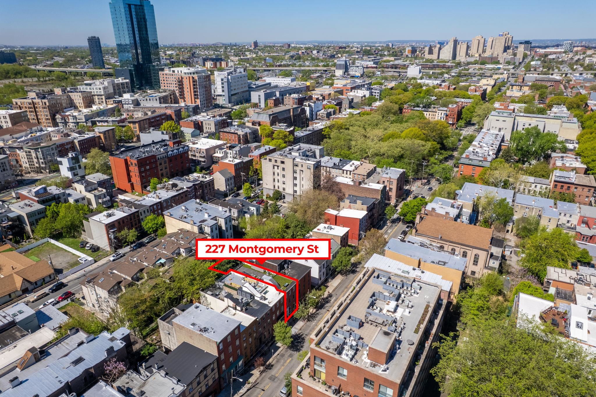 227 MONTGOMERY ST Unit: 1
