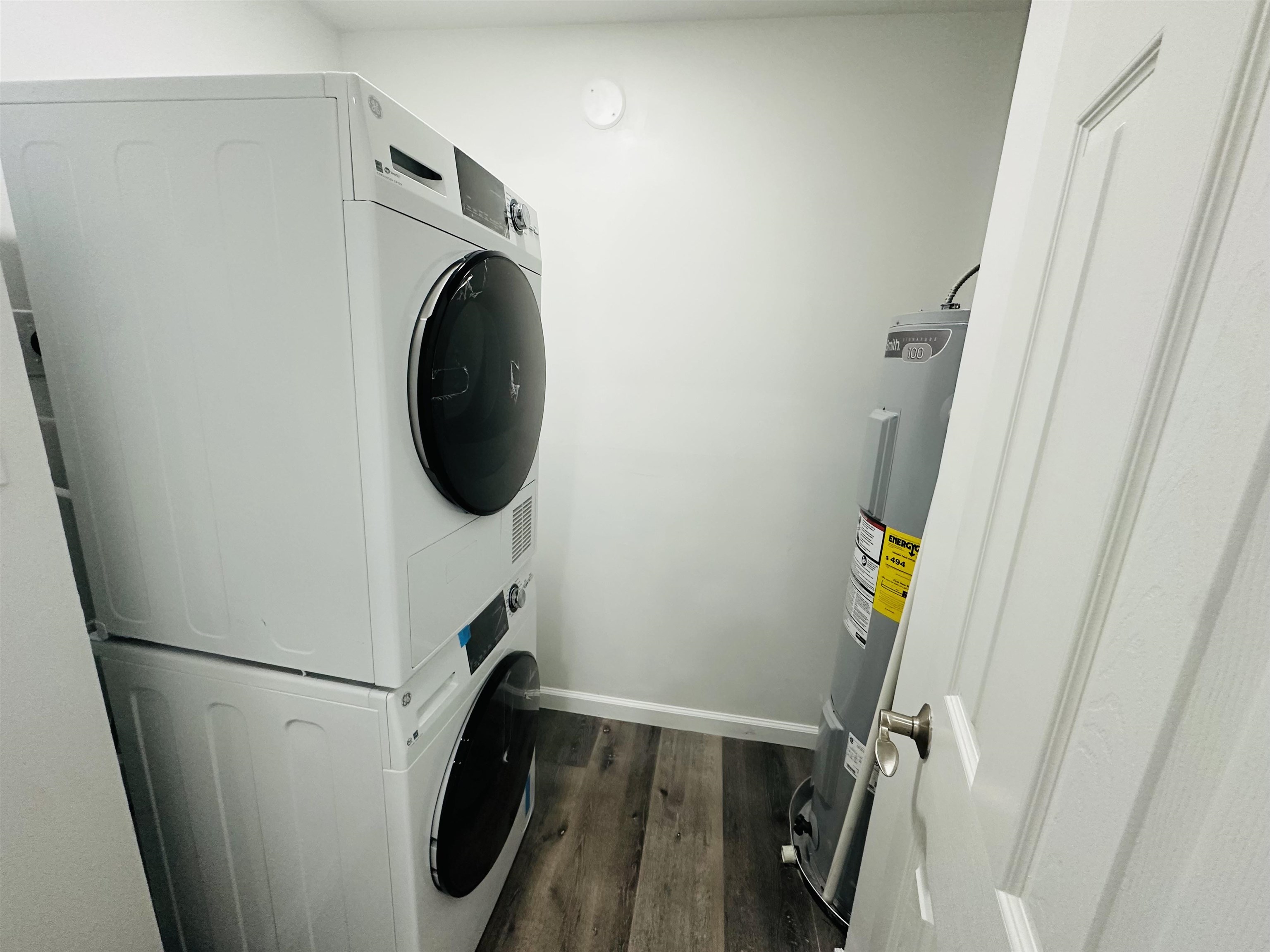 227 CHRISTOPHER COLUMBUS DR Unit: 202
