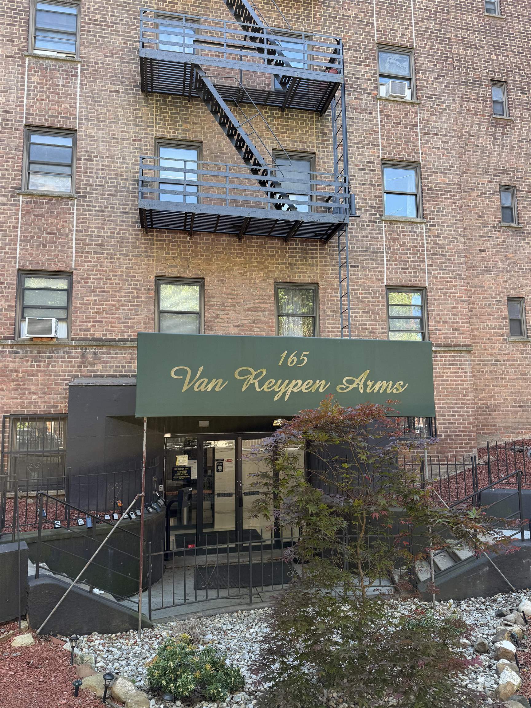 165 VROOM ST Unit: G2