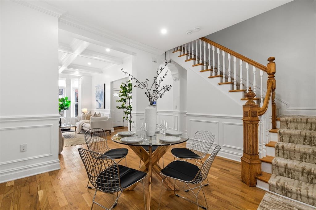 52 BRINKERHOFF ST