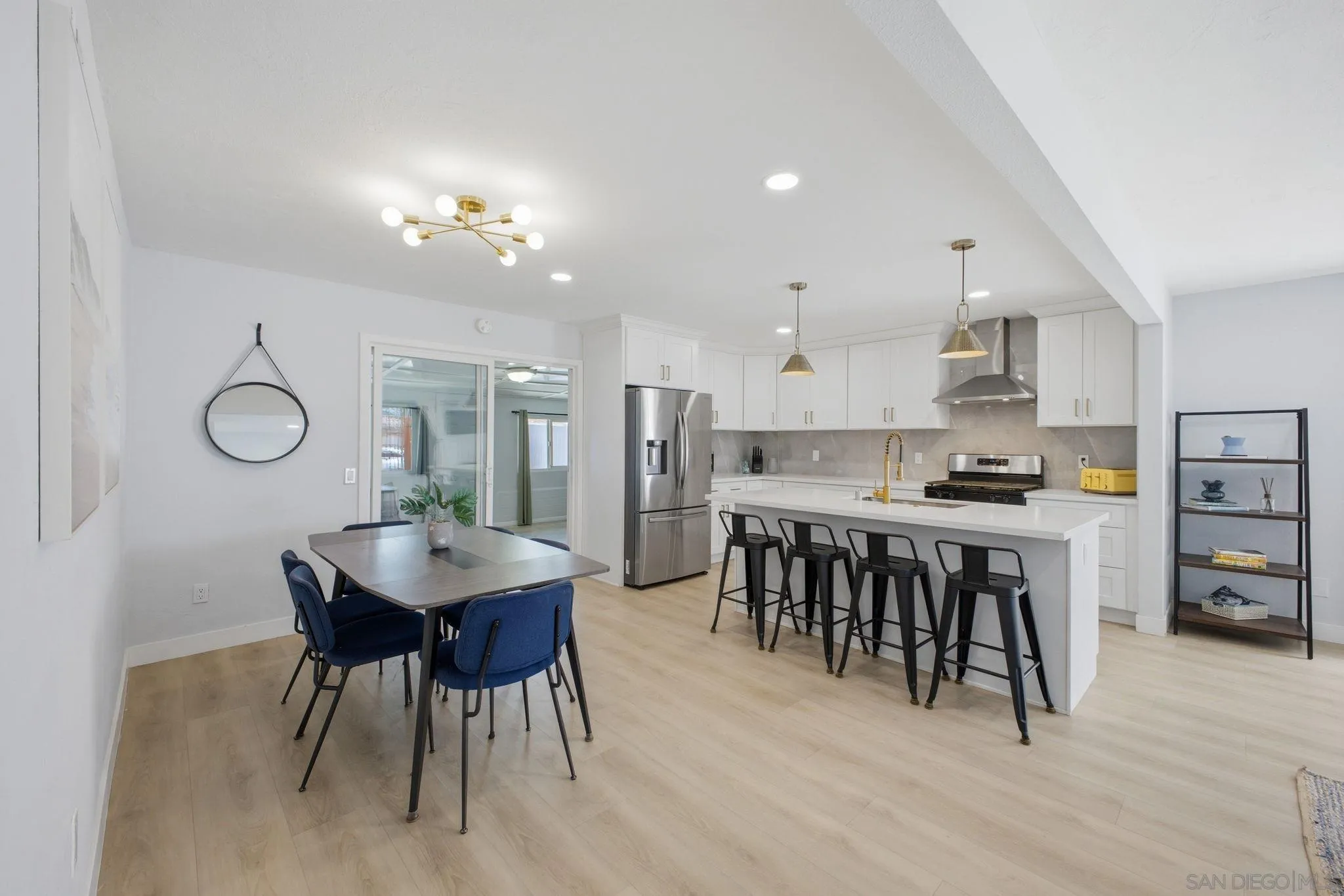 11131 Tyrolean Way