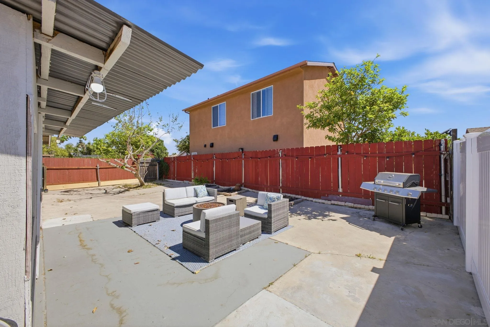 11131 Tyrolean Way