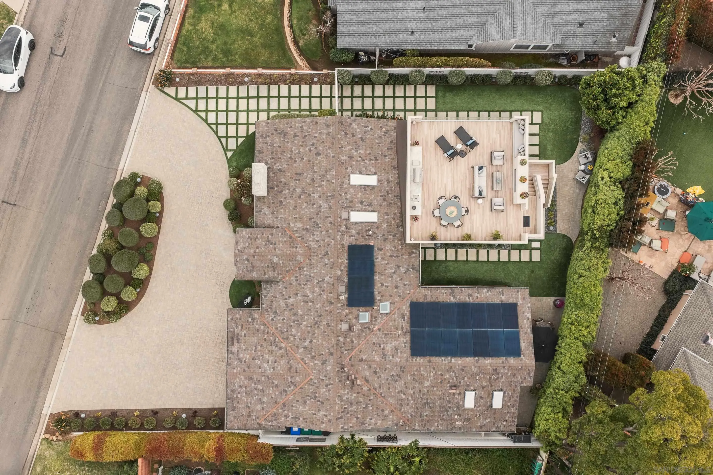 3541 Carleton St