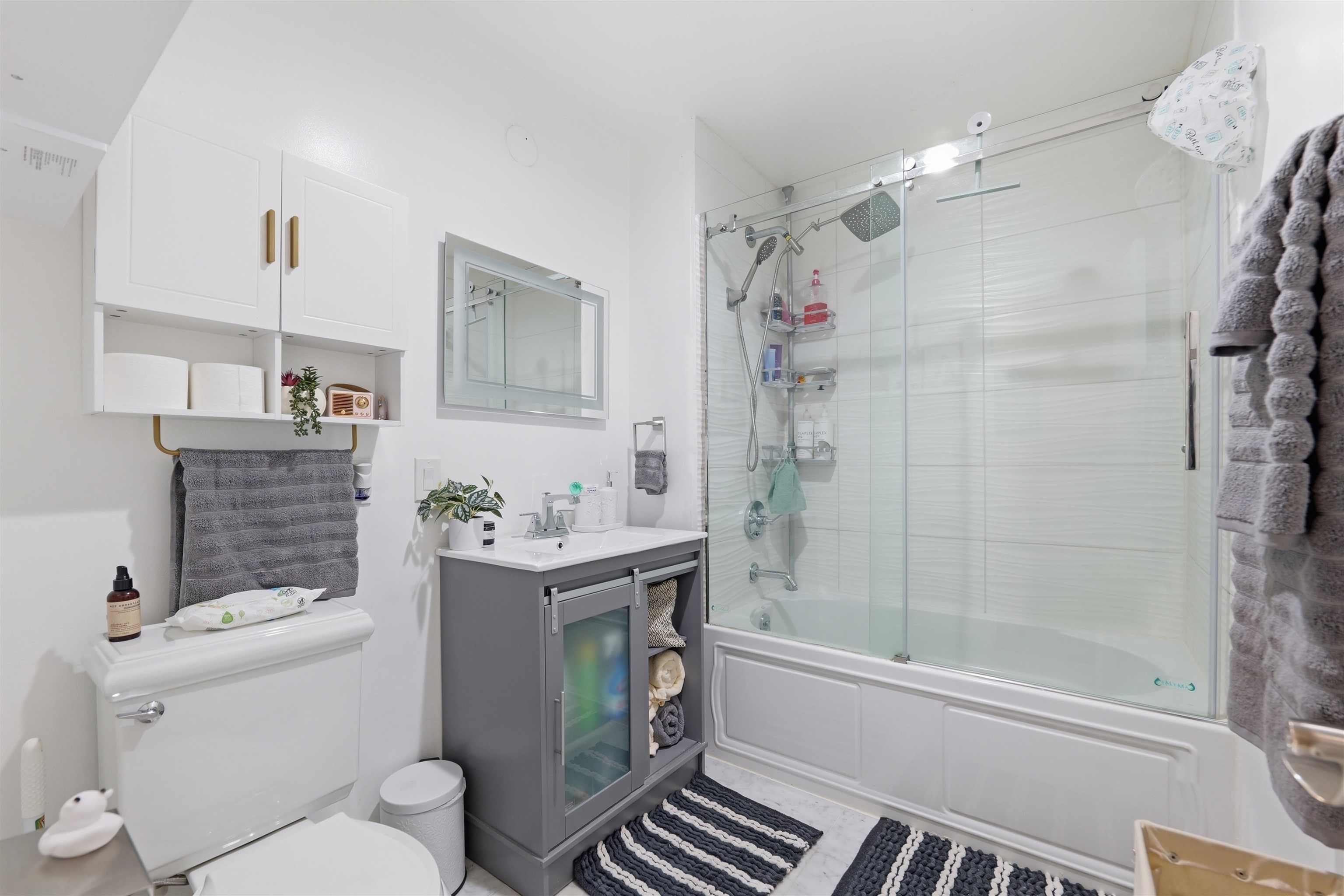 187 WAYNE ST Unit: #207C
