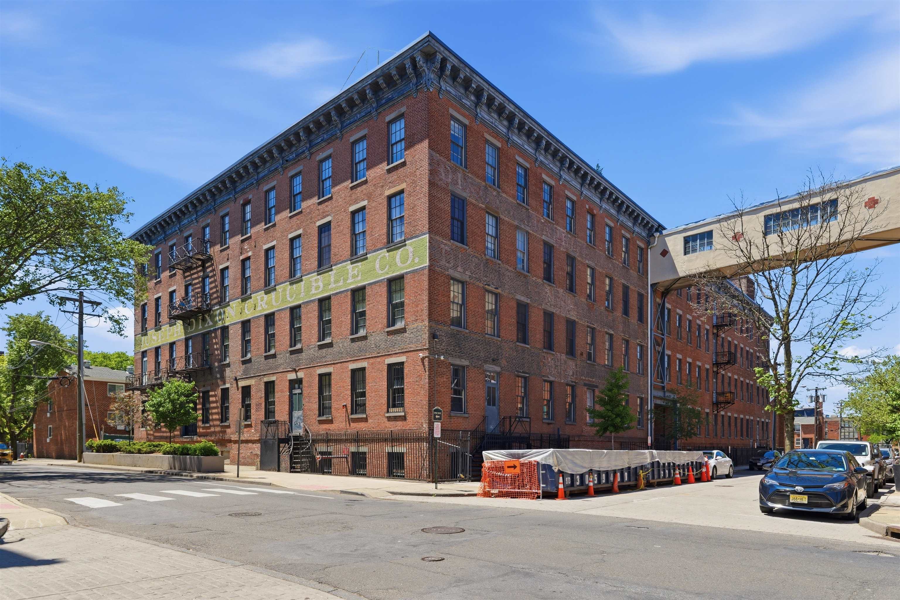 187 WAYNE ST Unit: #207C