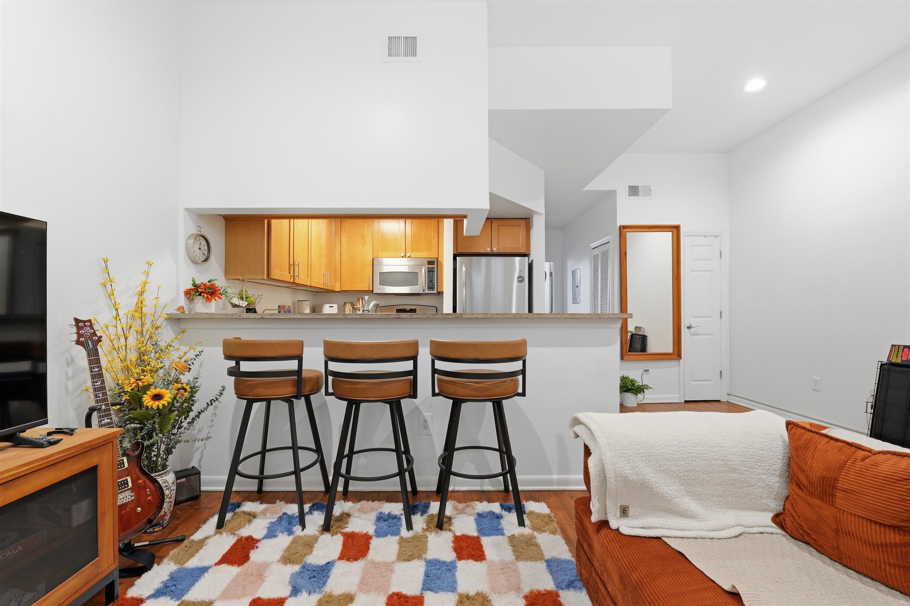 187 WAYNE ST Unit: #207C