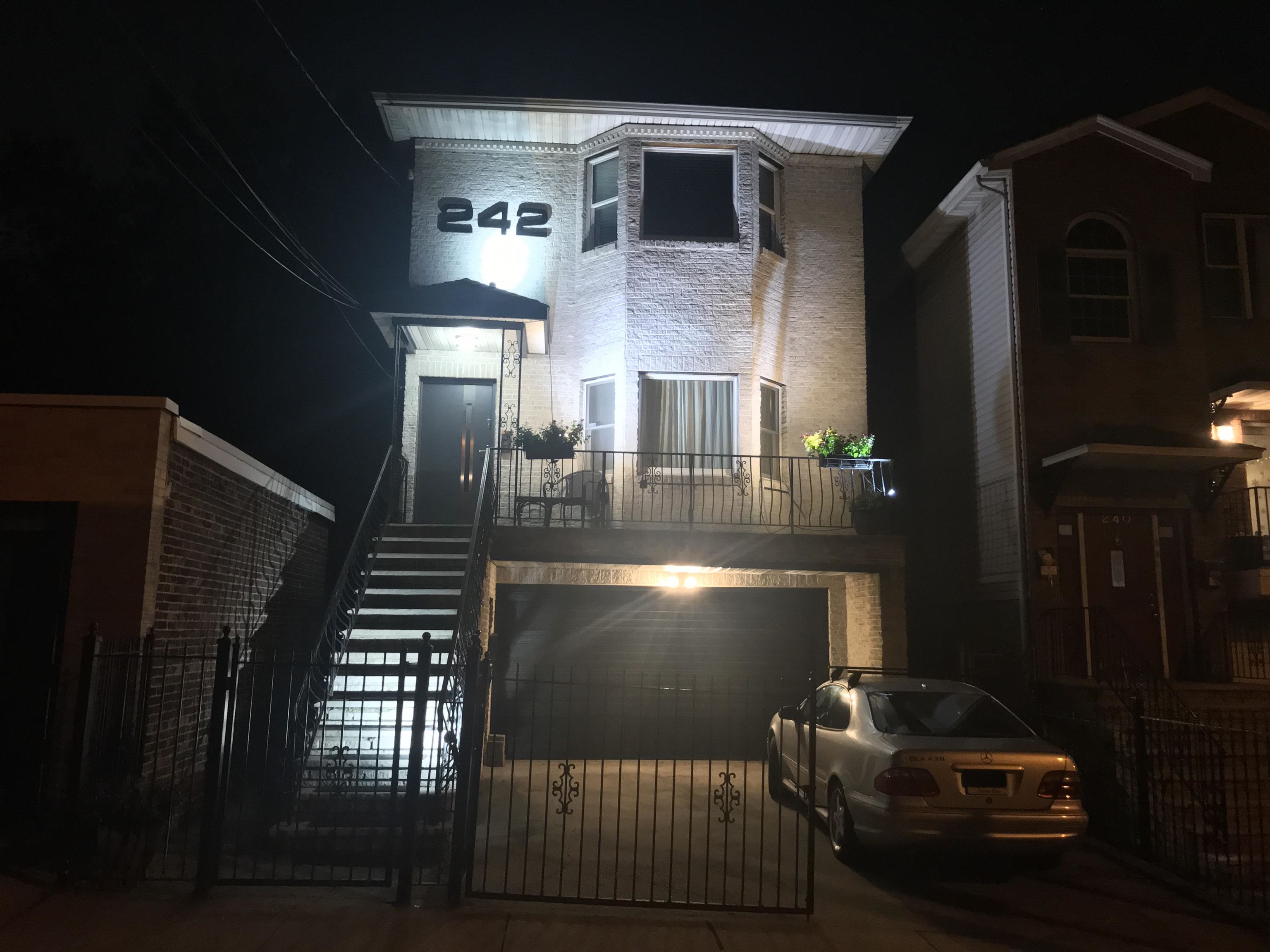 242 BALDWIN AVE Unit: 1
