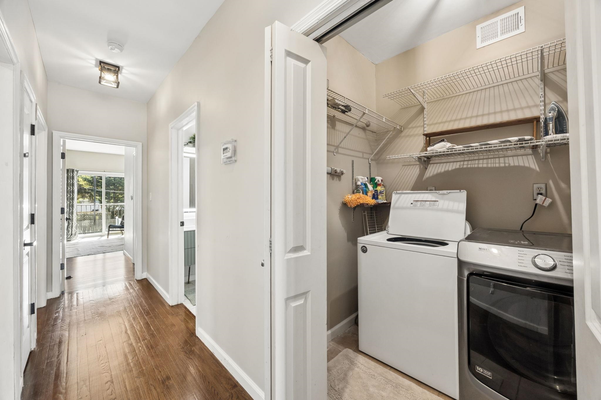 242 BALDWIN AVE Unit: 1