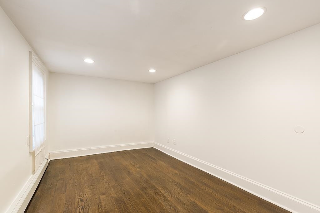 590 JERSEY AVE Unit: 1
