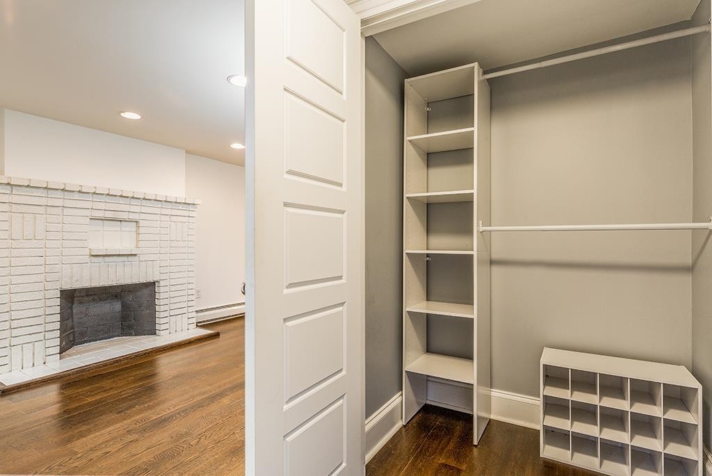 590 JERSEY AVE Unit: 1