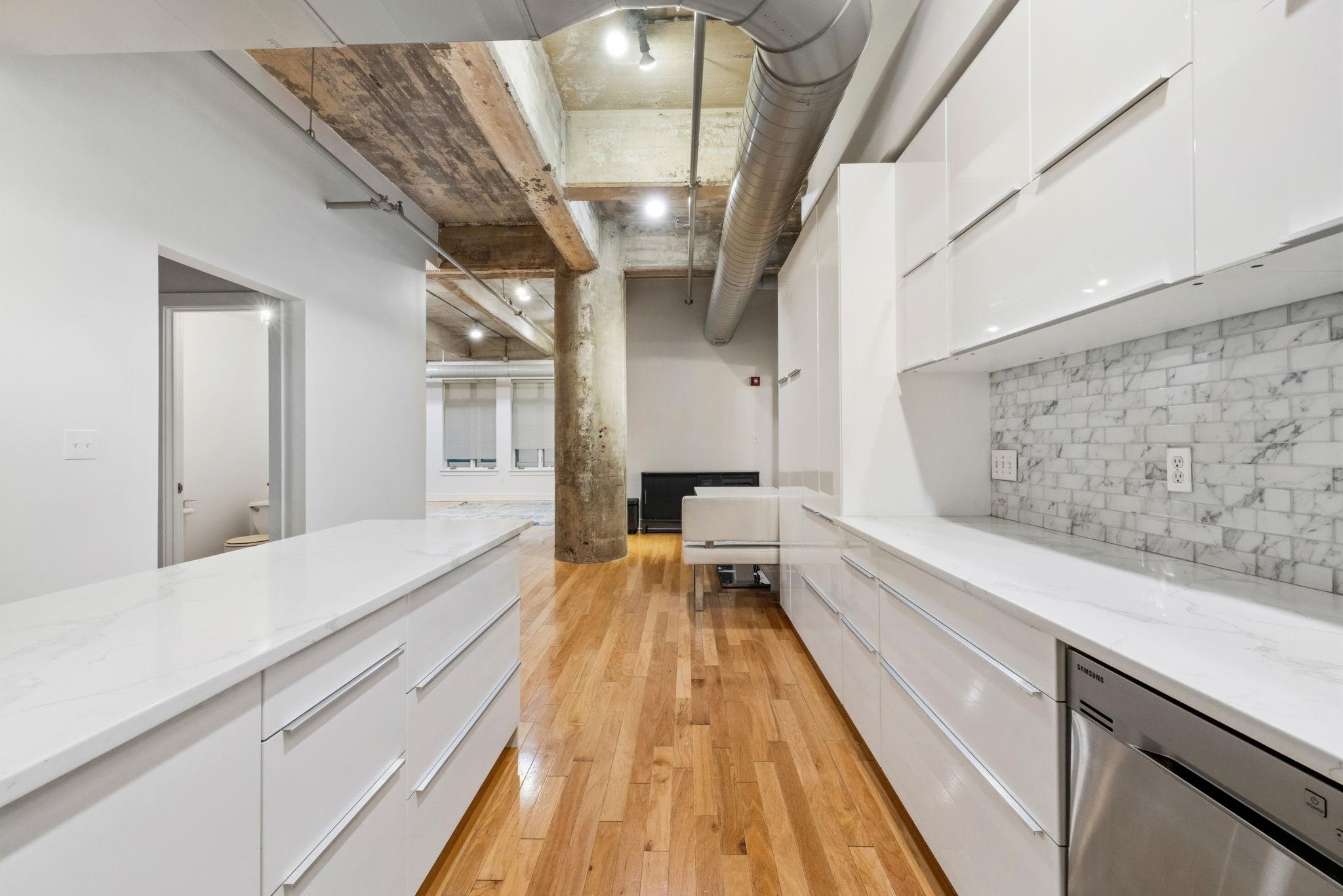 140 BAY ST Unit: 2C