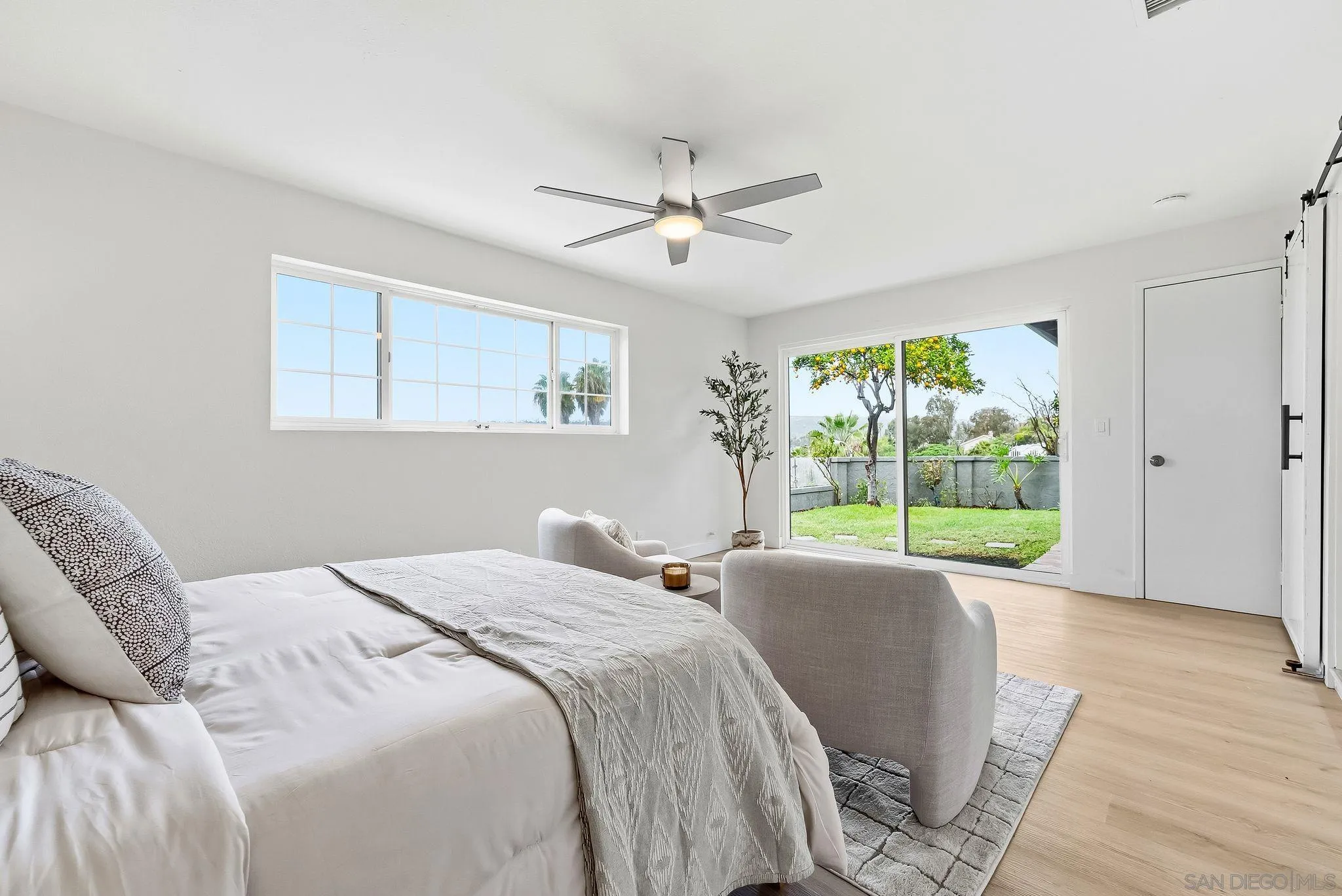 6096 Crawford