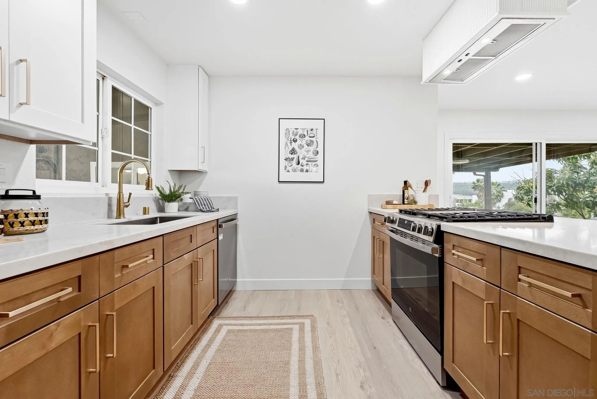 6096 Crawford