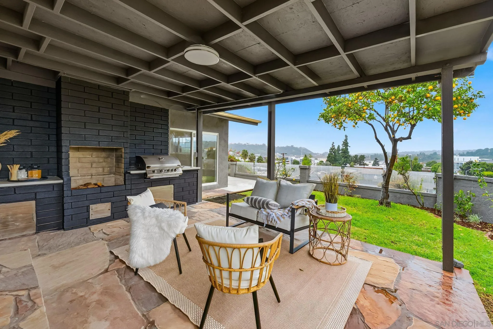 6096 Crawford