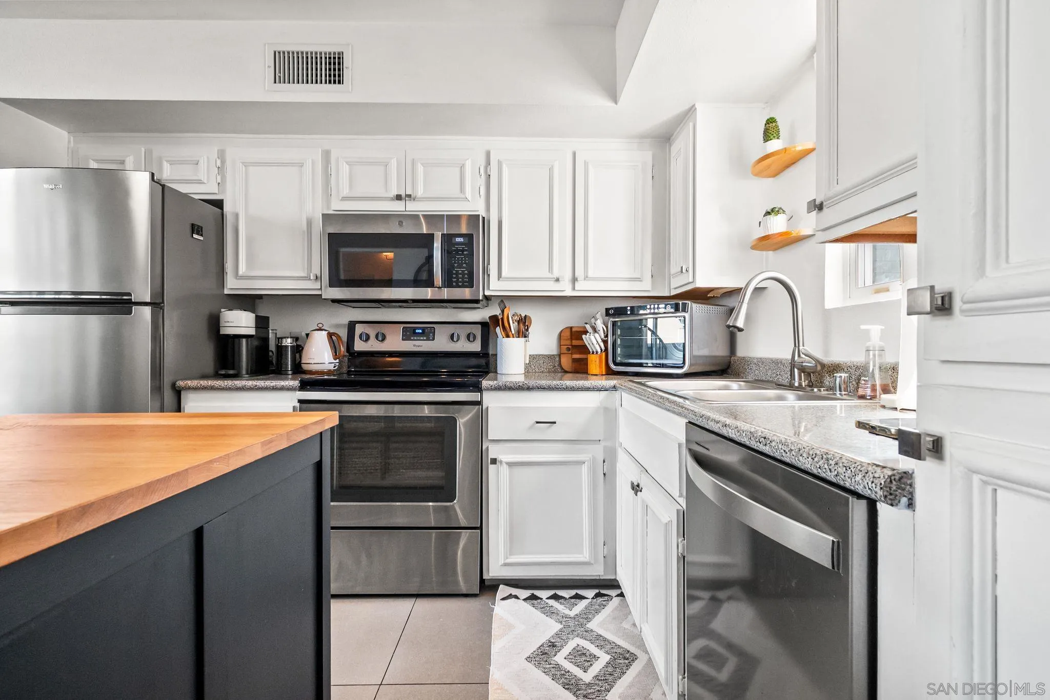 221 Island Unit 503