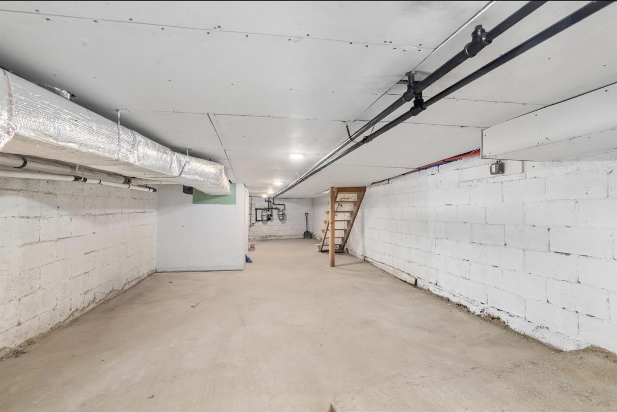 297 NEW YORK AVE